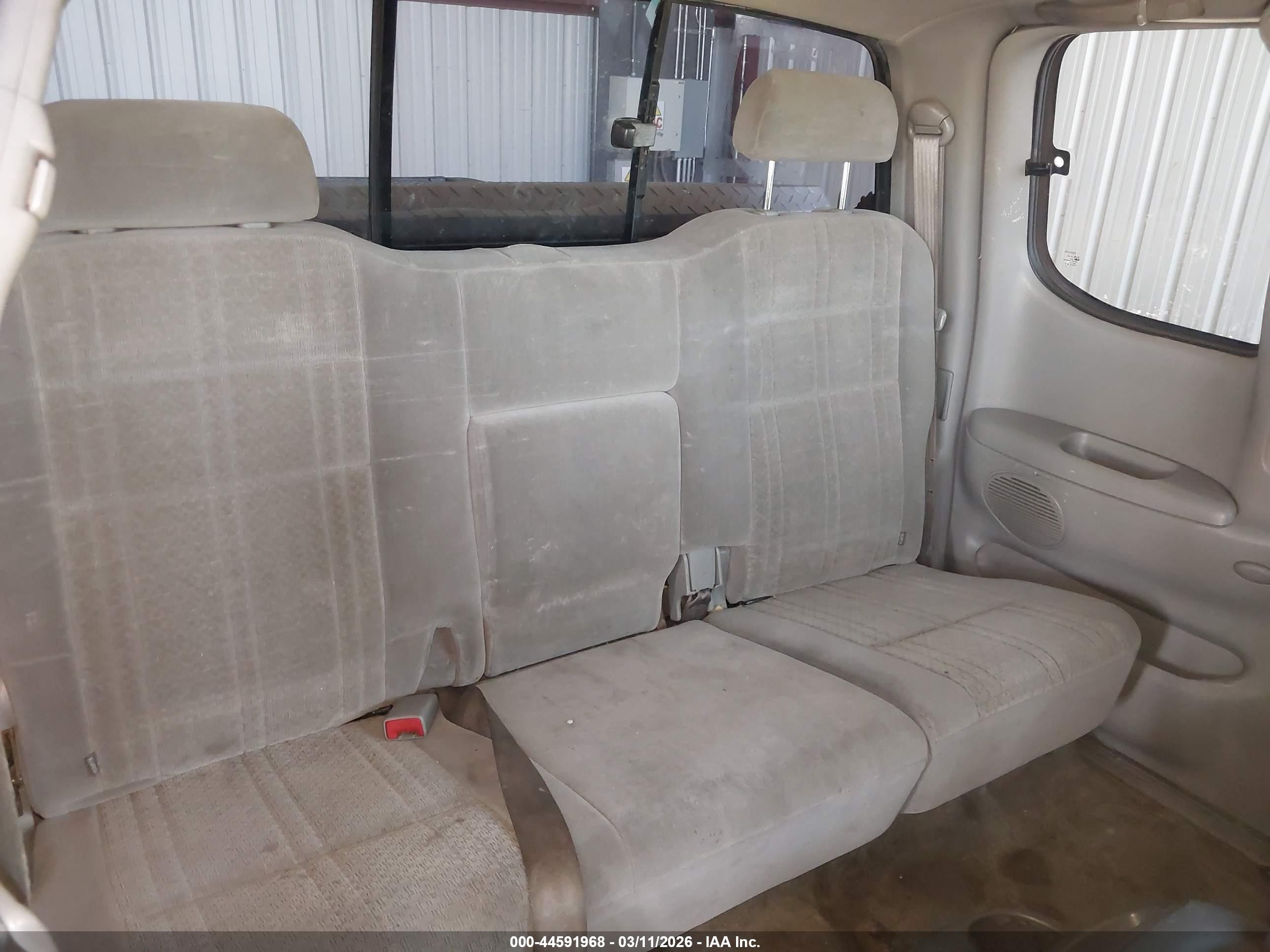 TOYOTA TUNDRA image 8