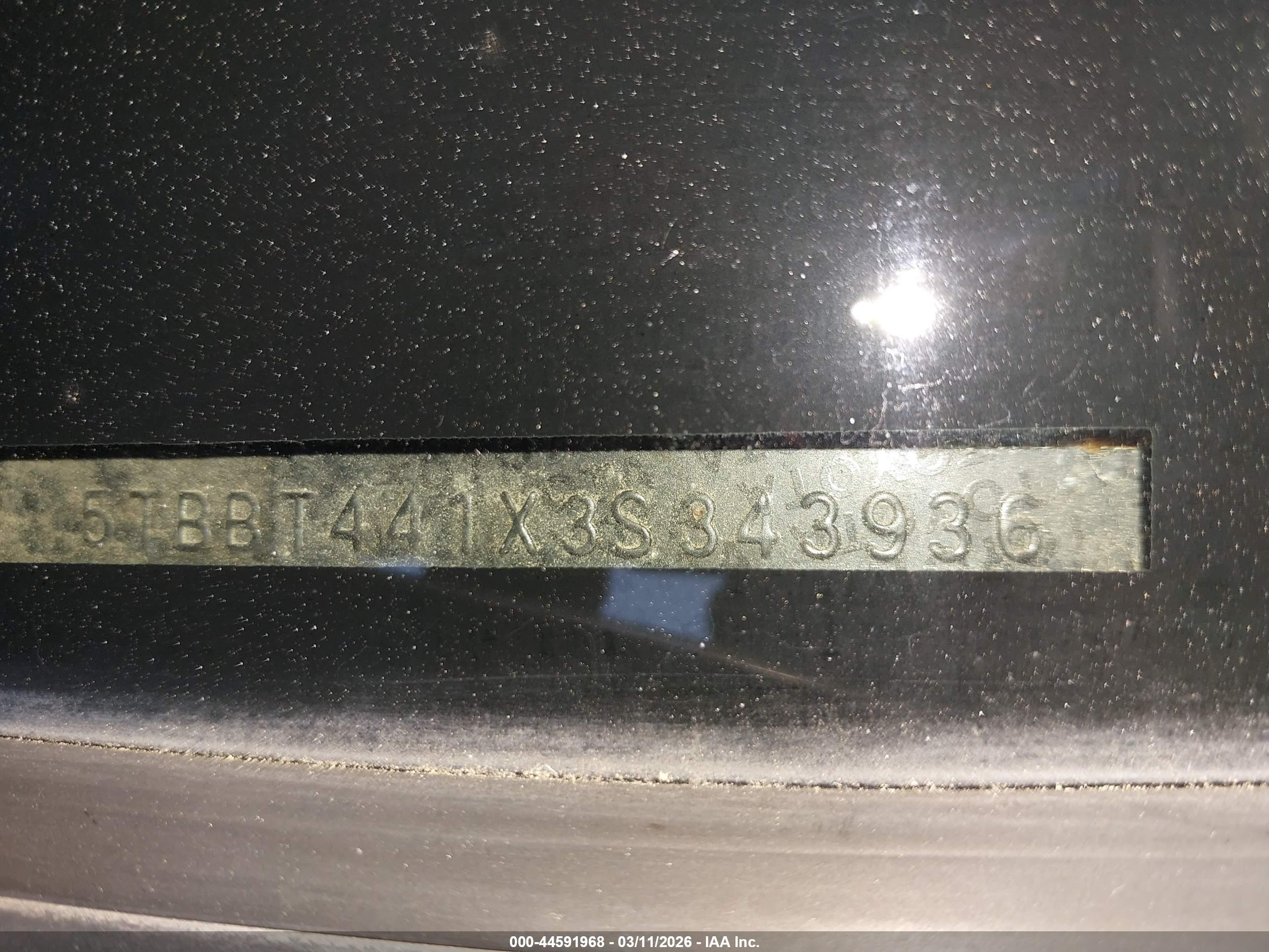 TOYOTA TUNDRA image 9