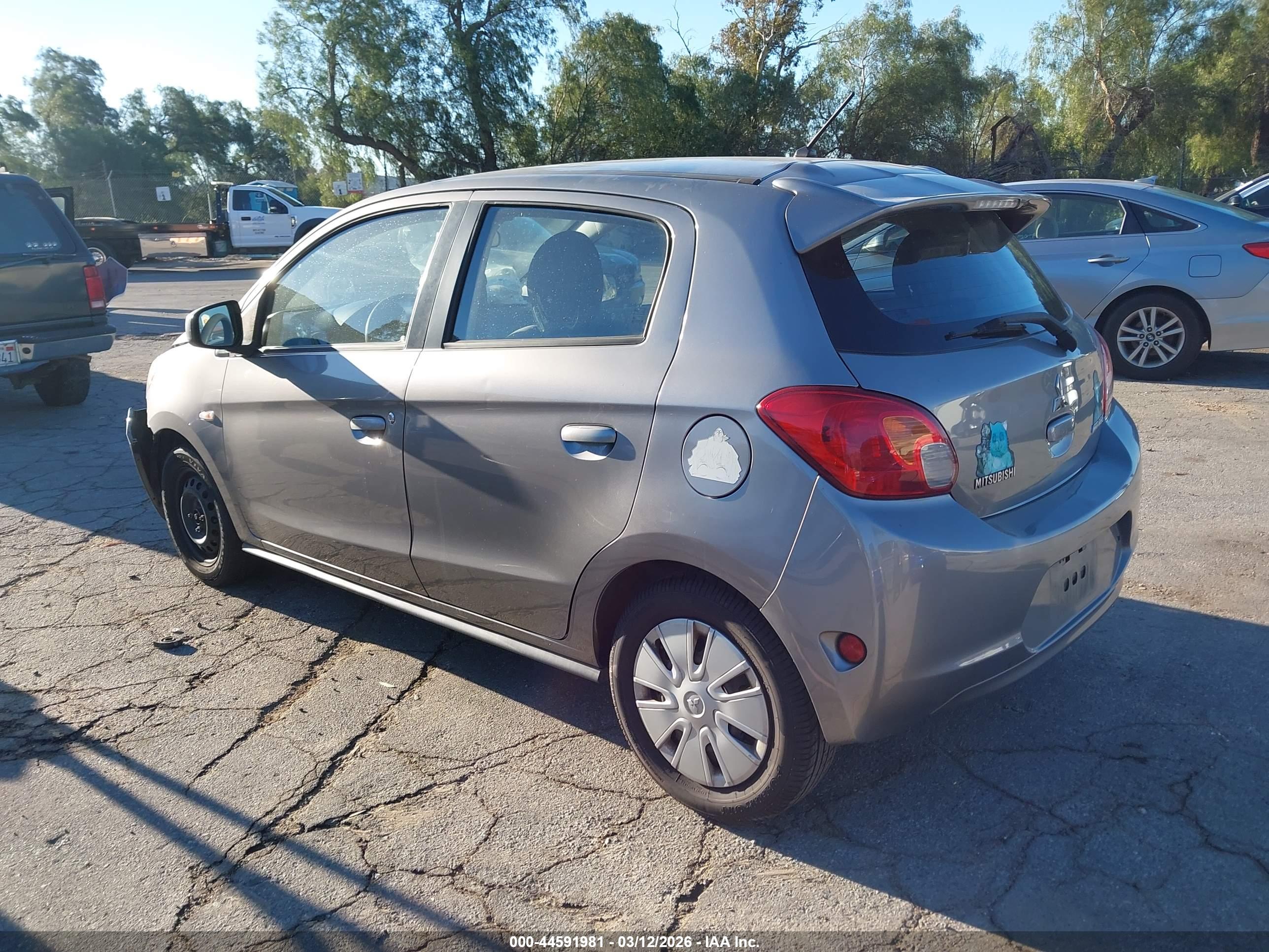 MITSUBISHI MIRAGE image 3