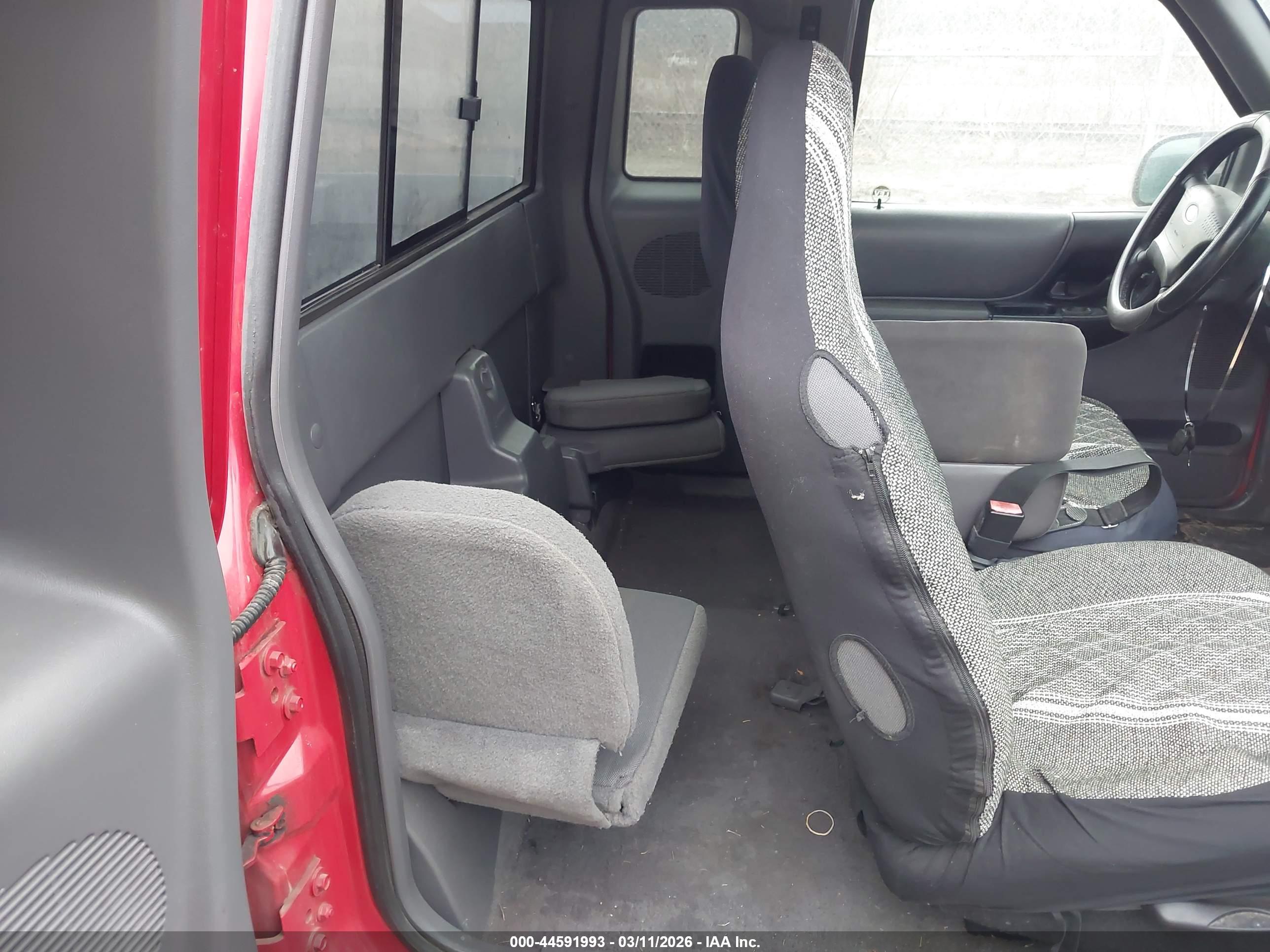 FORD RANGER image 8