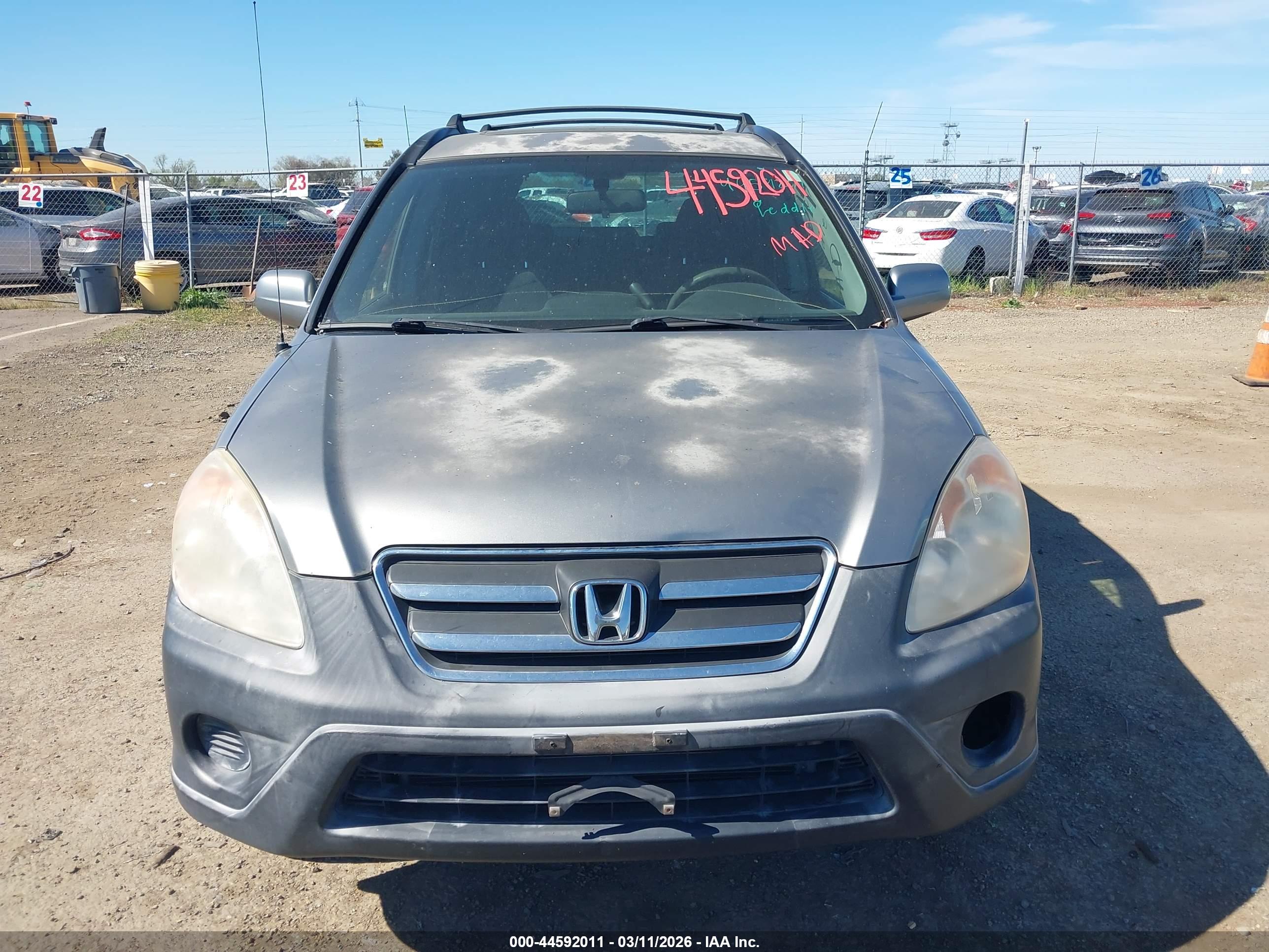 HONDA CR-V image 6
