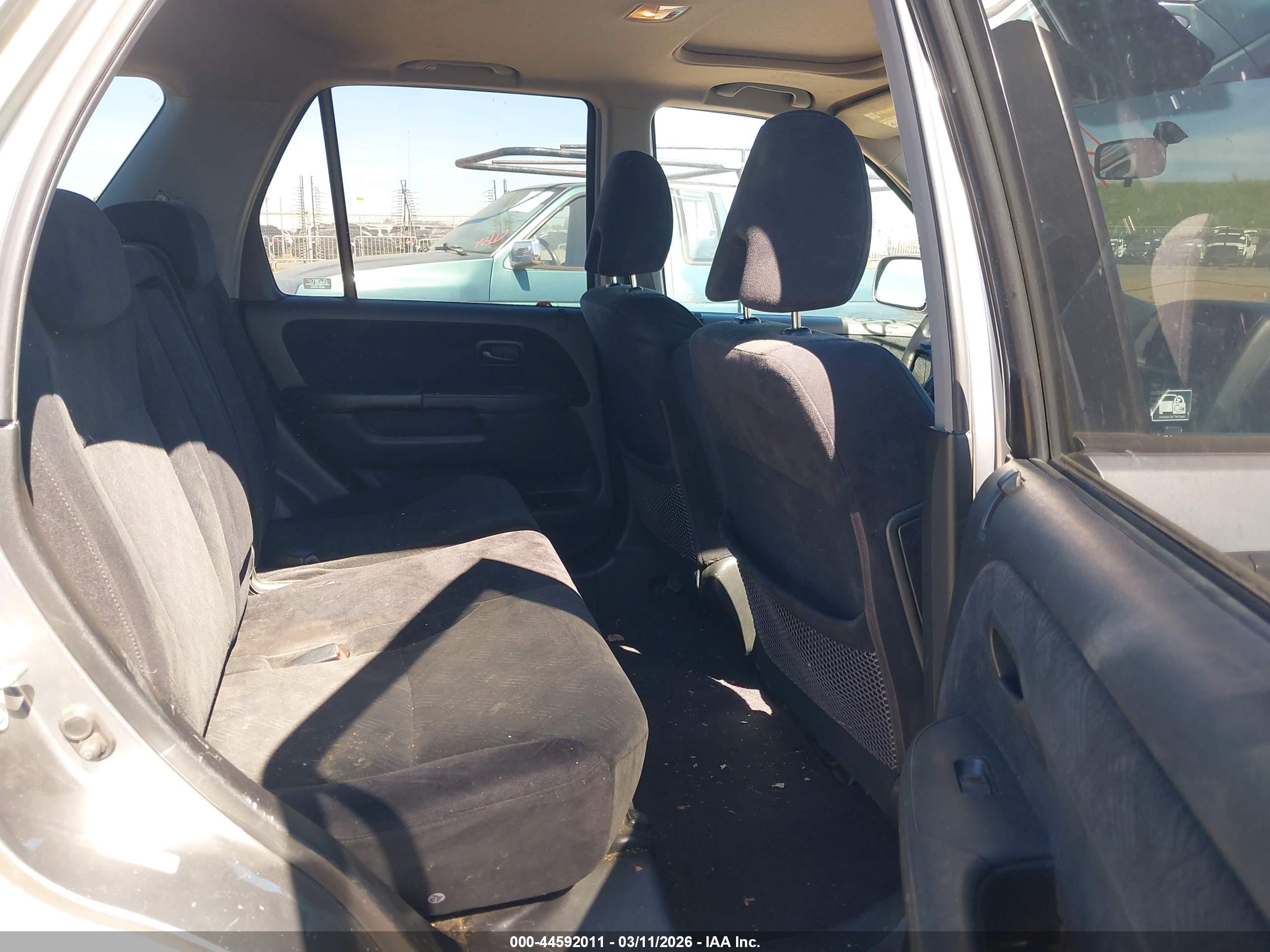 HONDA CR-V image 8