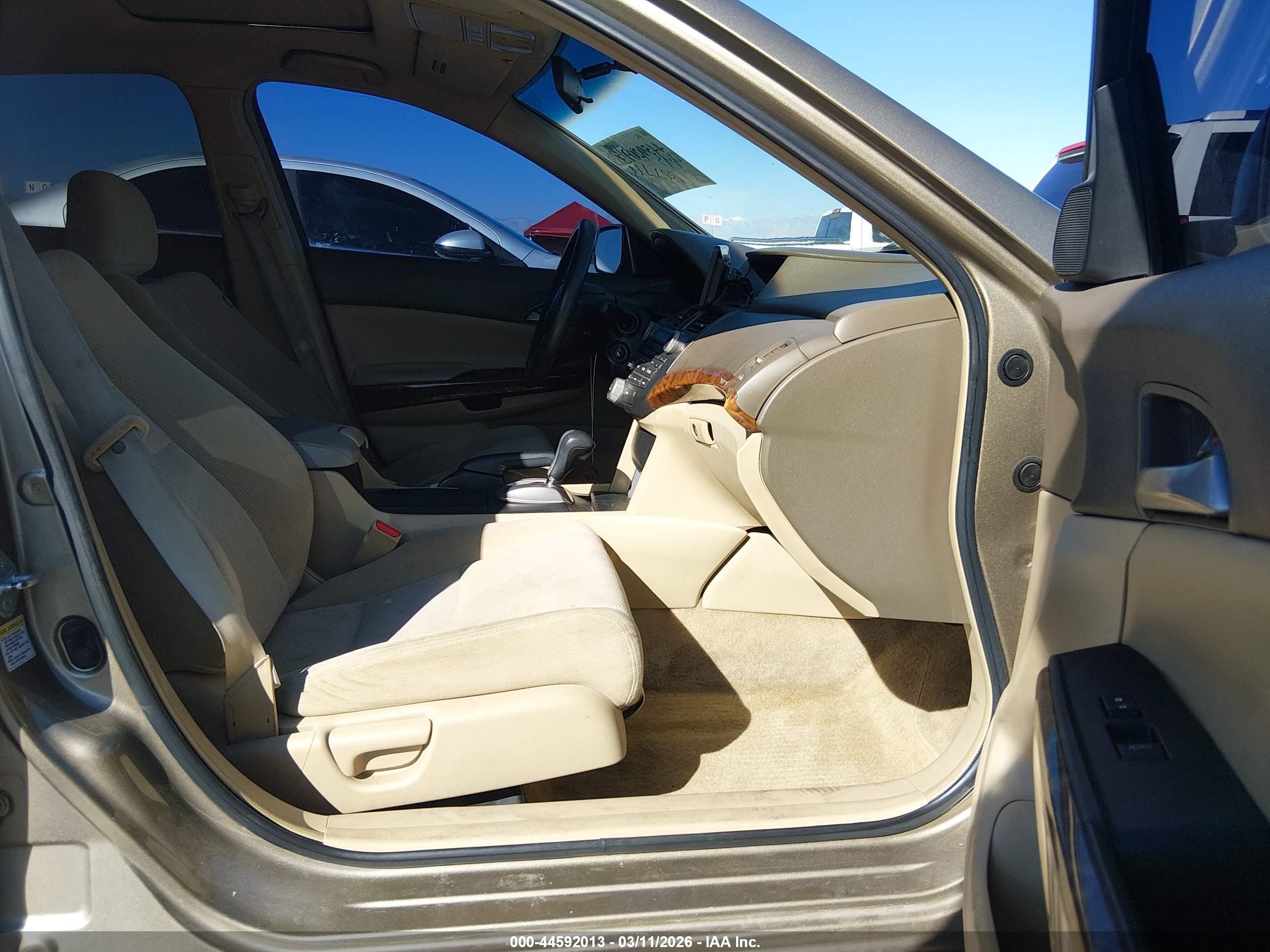 HONDA ACCORD image 5