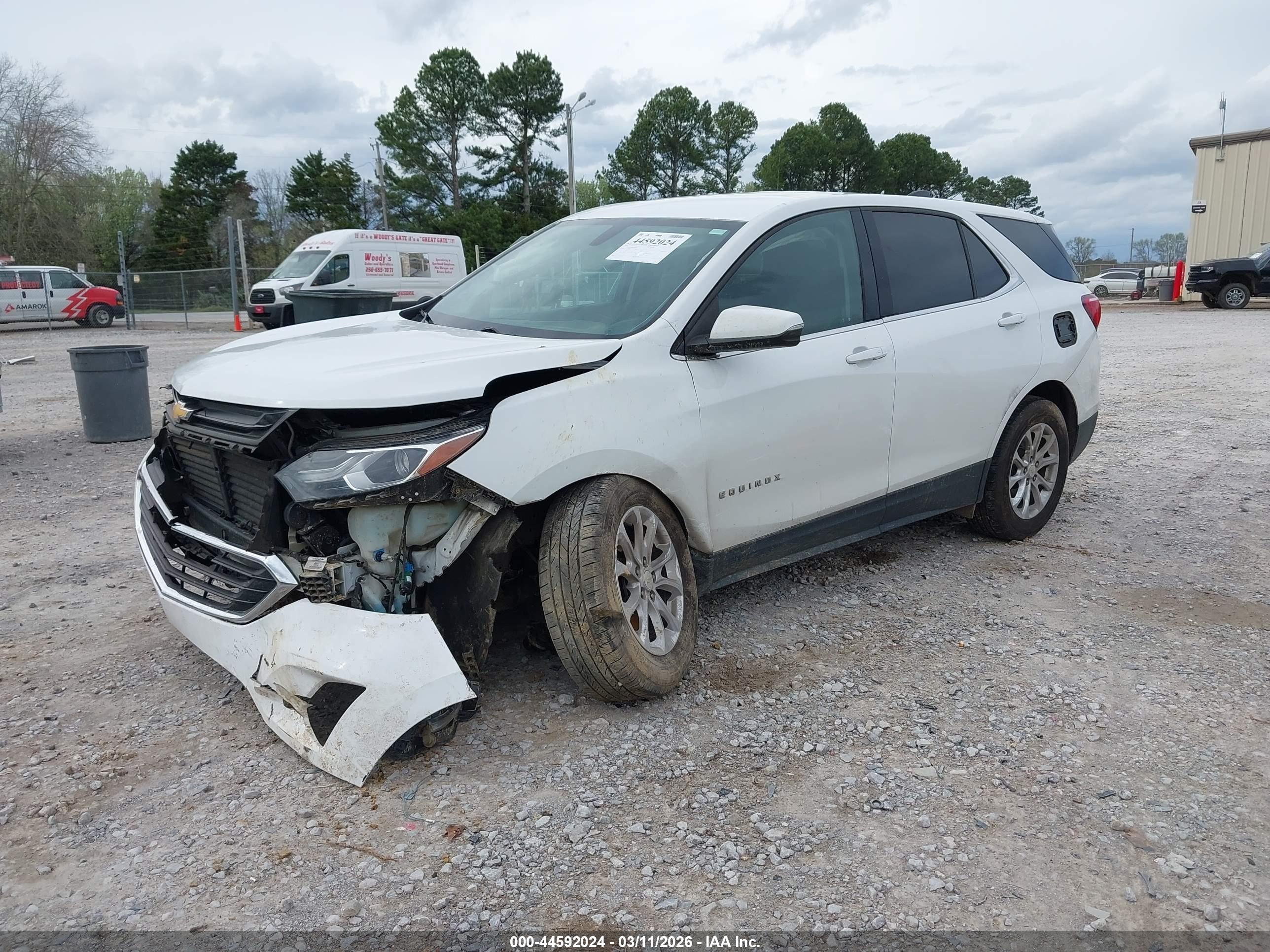 CHEVROLET EQUINOX image 2