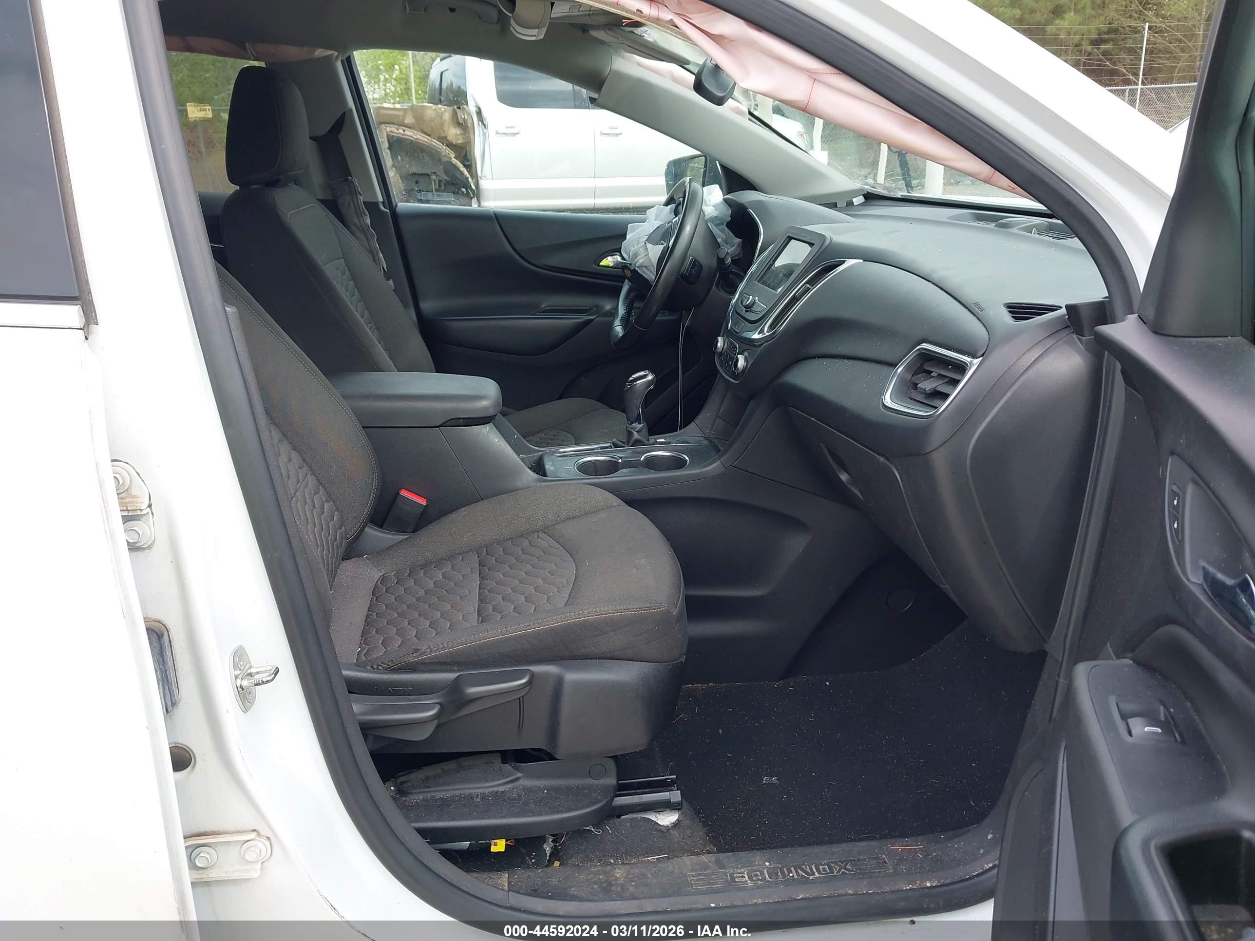 CHEVROLET EQUINOX image 5