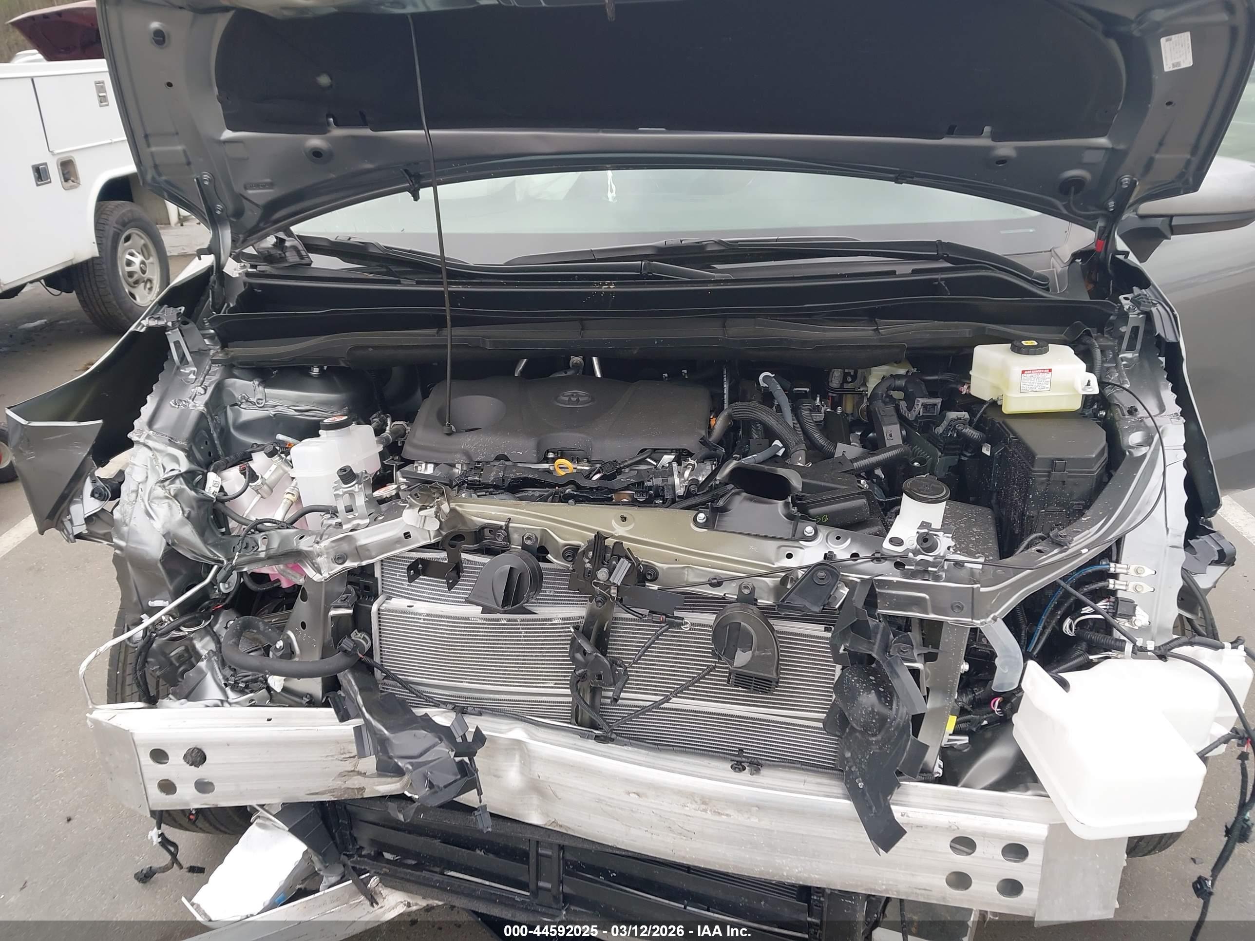 TOYOTA SIENNA image 10