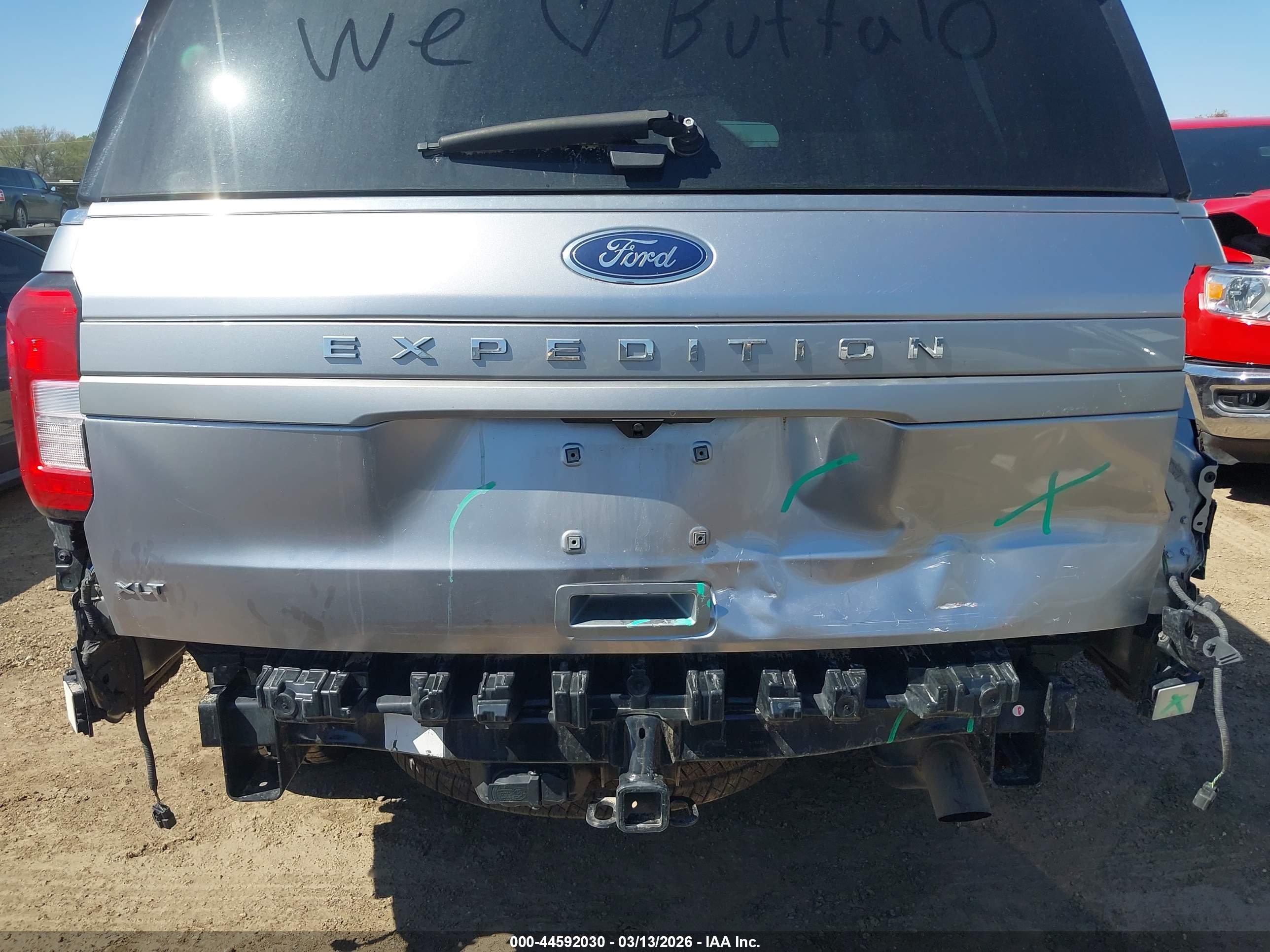 FORD EXPEDITION image 6