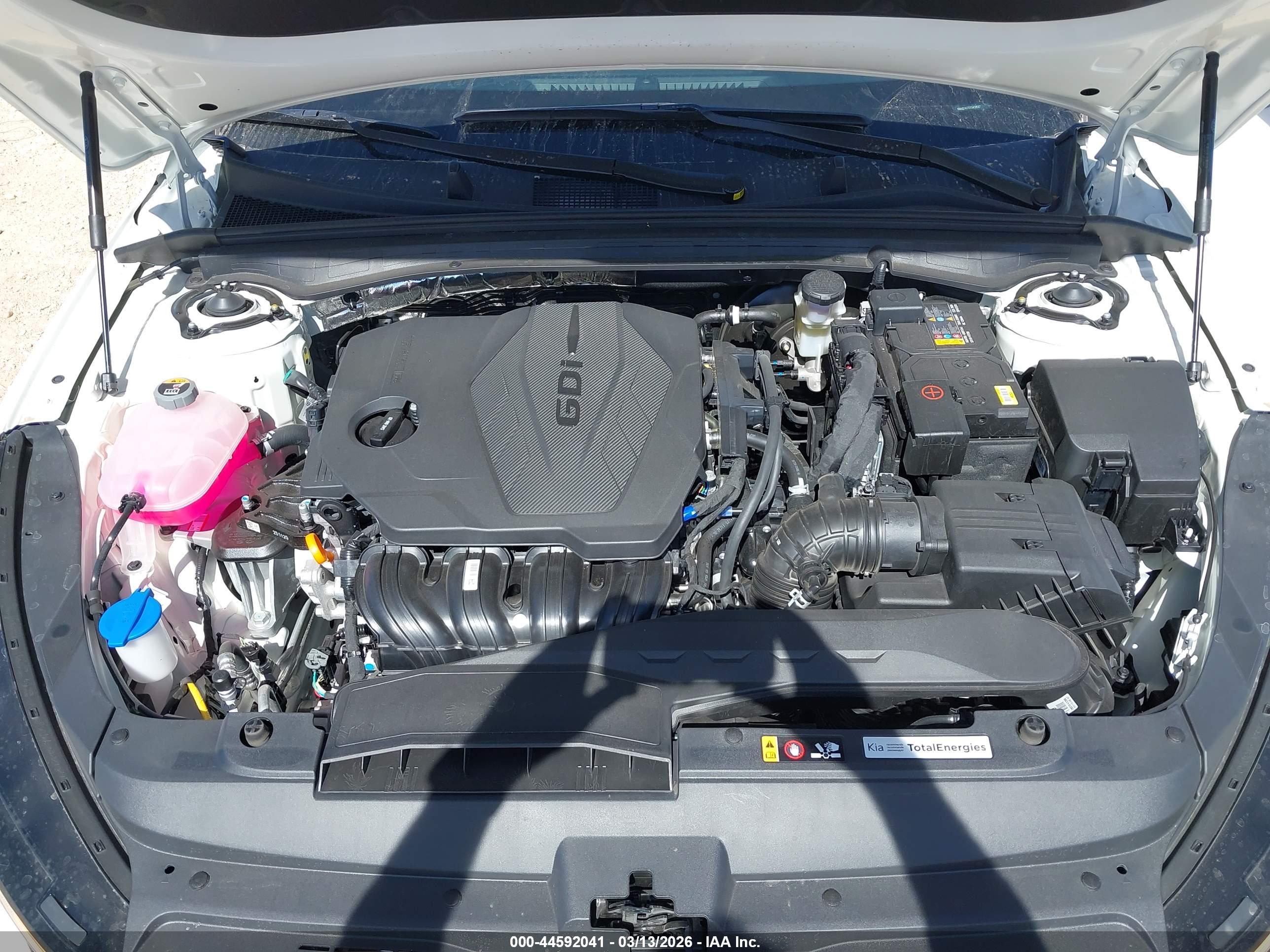 KIA K5 image 10