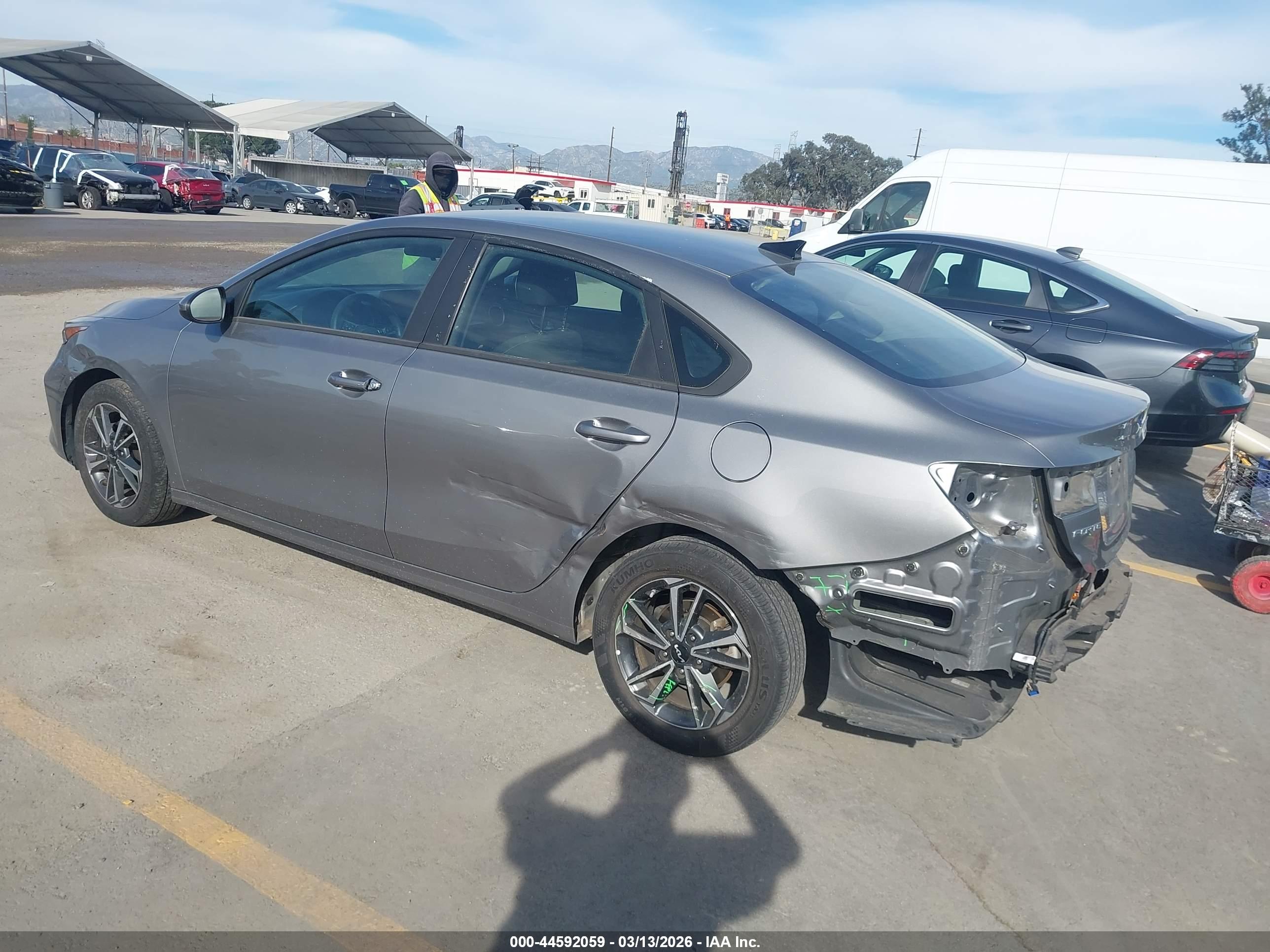 KIA FORTE image 3