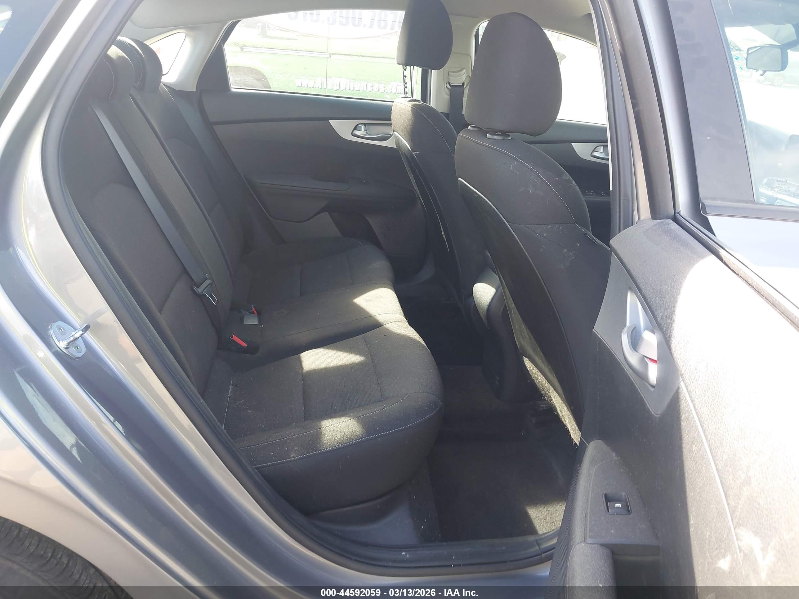 KIA FORTE image 8