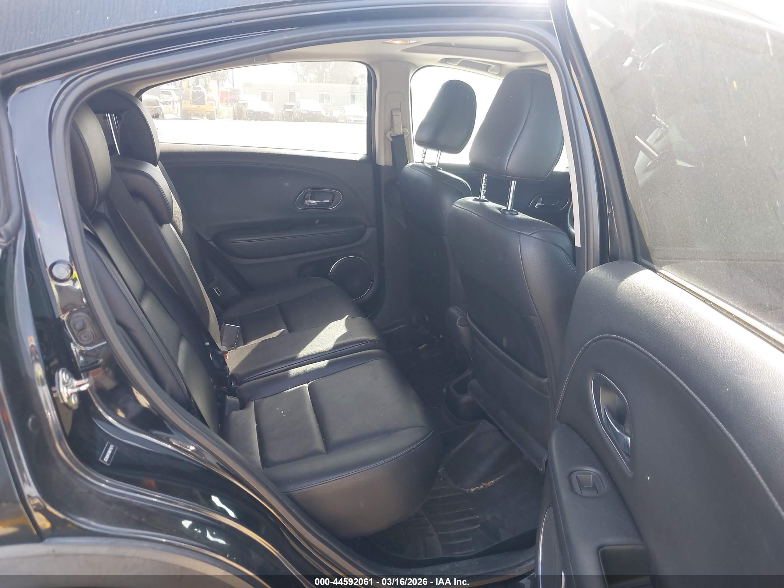 HONDA HR-V image 8