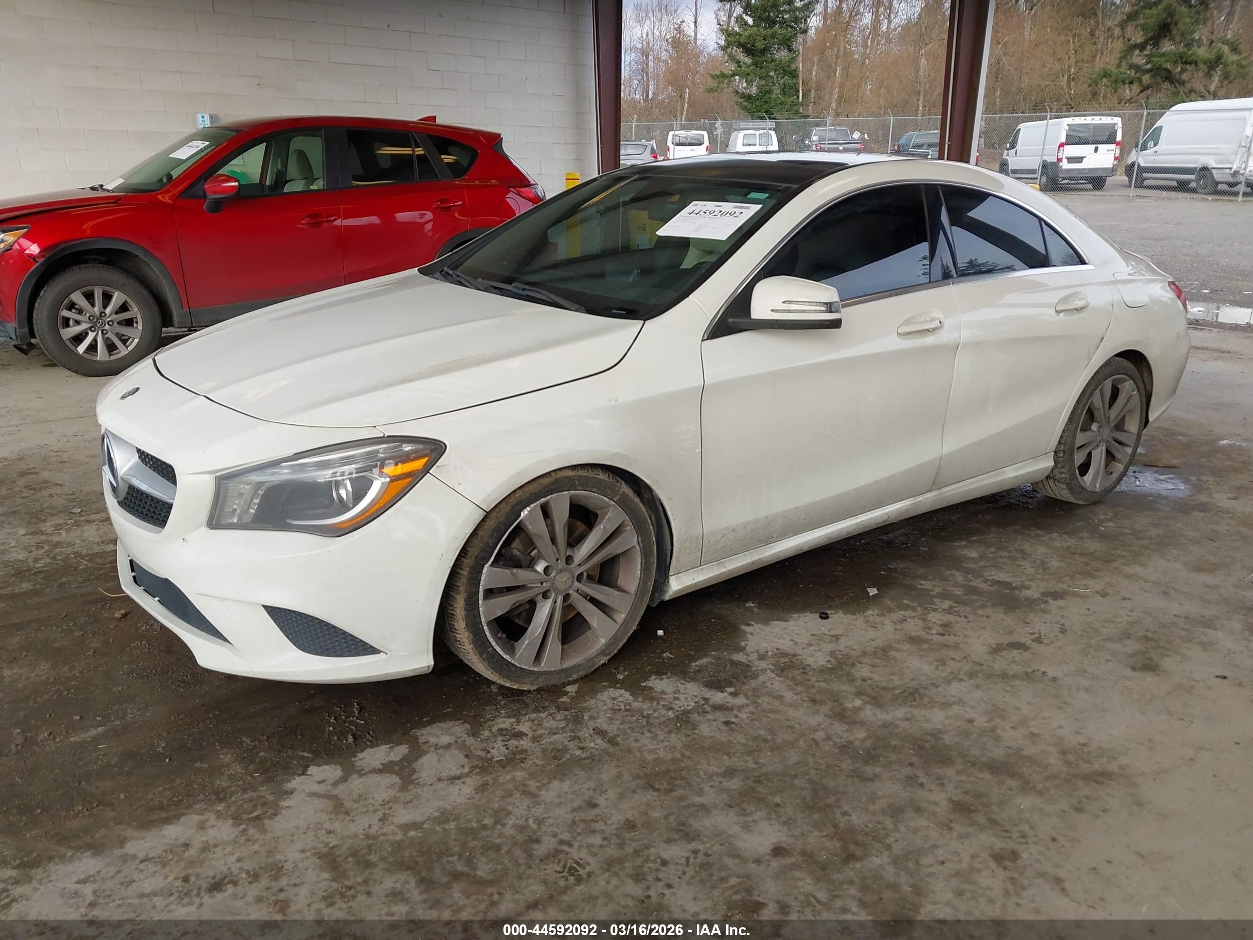 MERCEDES-BENZ CLA image 2