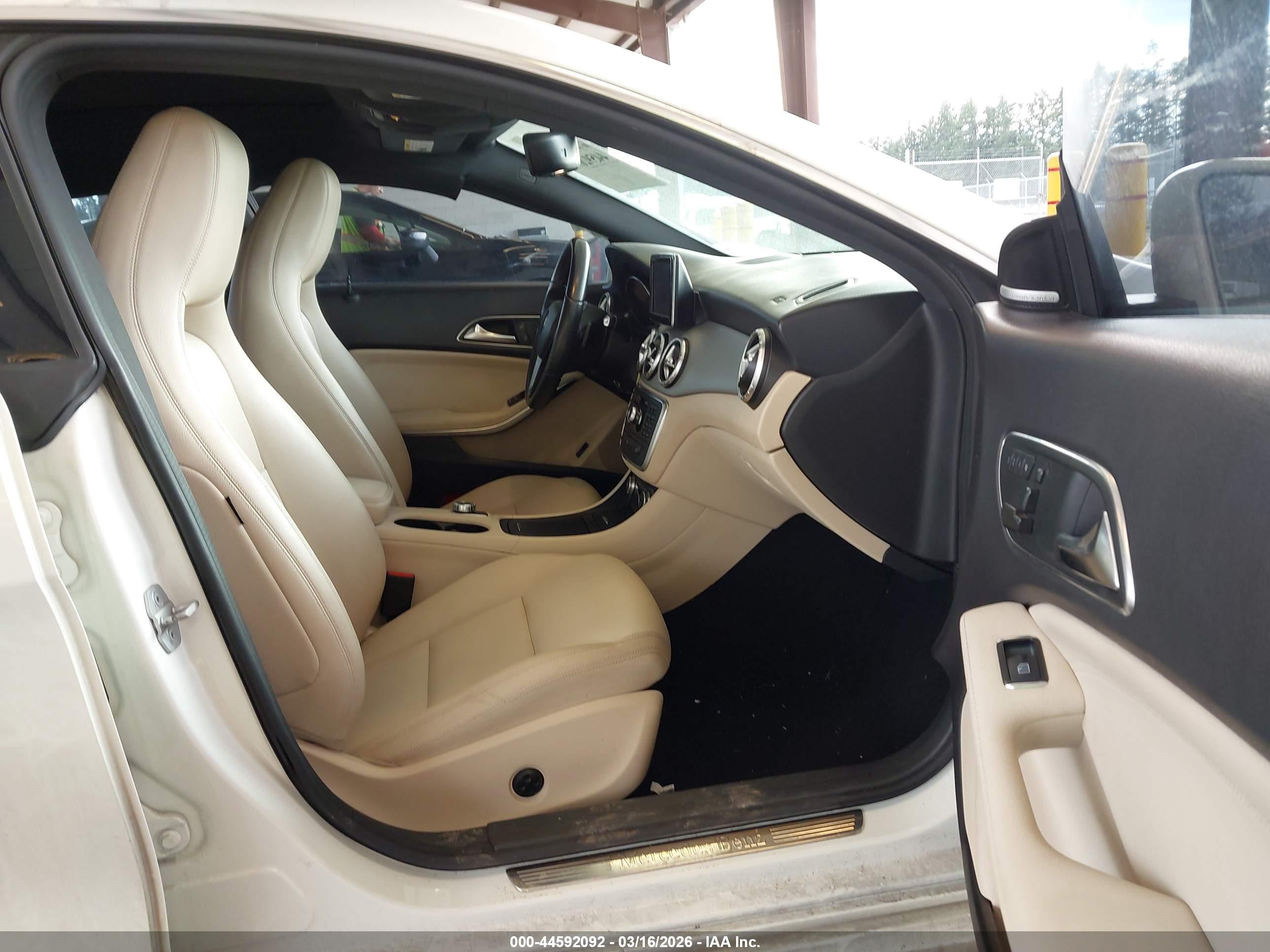 MERCEDES-BENZ CLA image 5