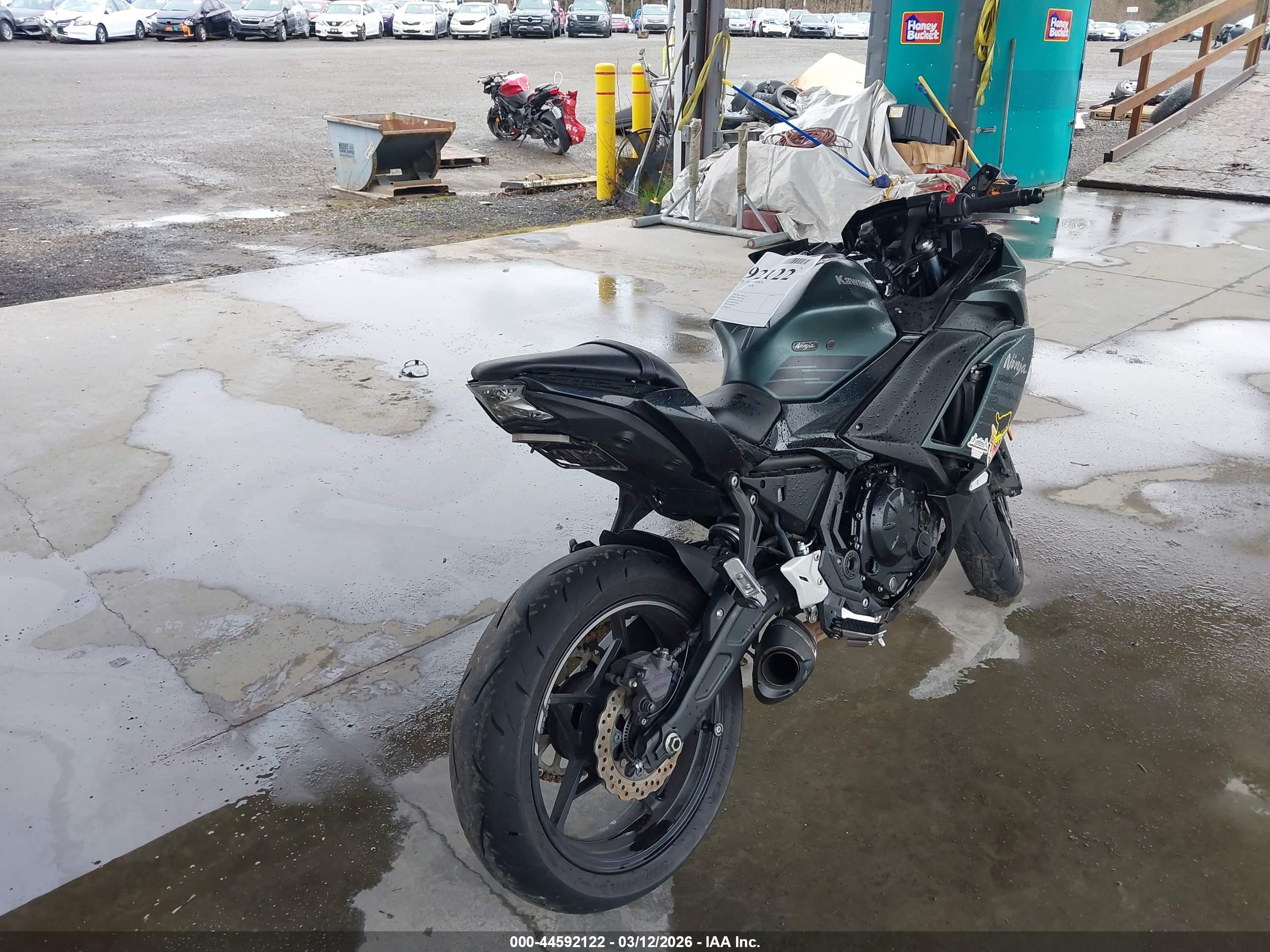 KAWASAKI EX650 image 4