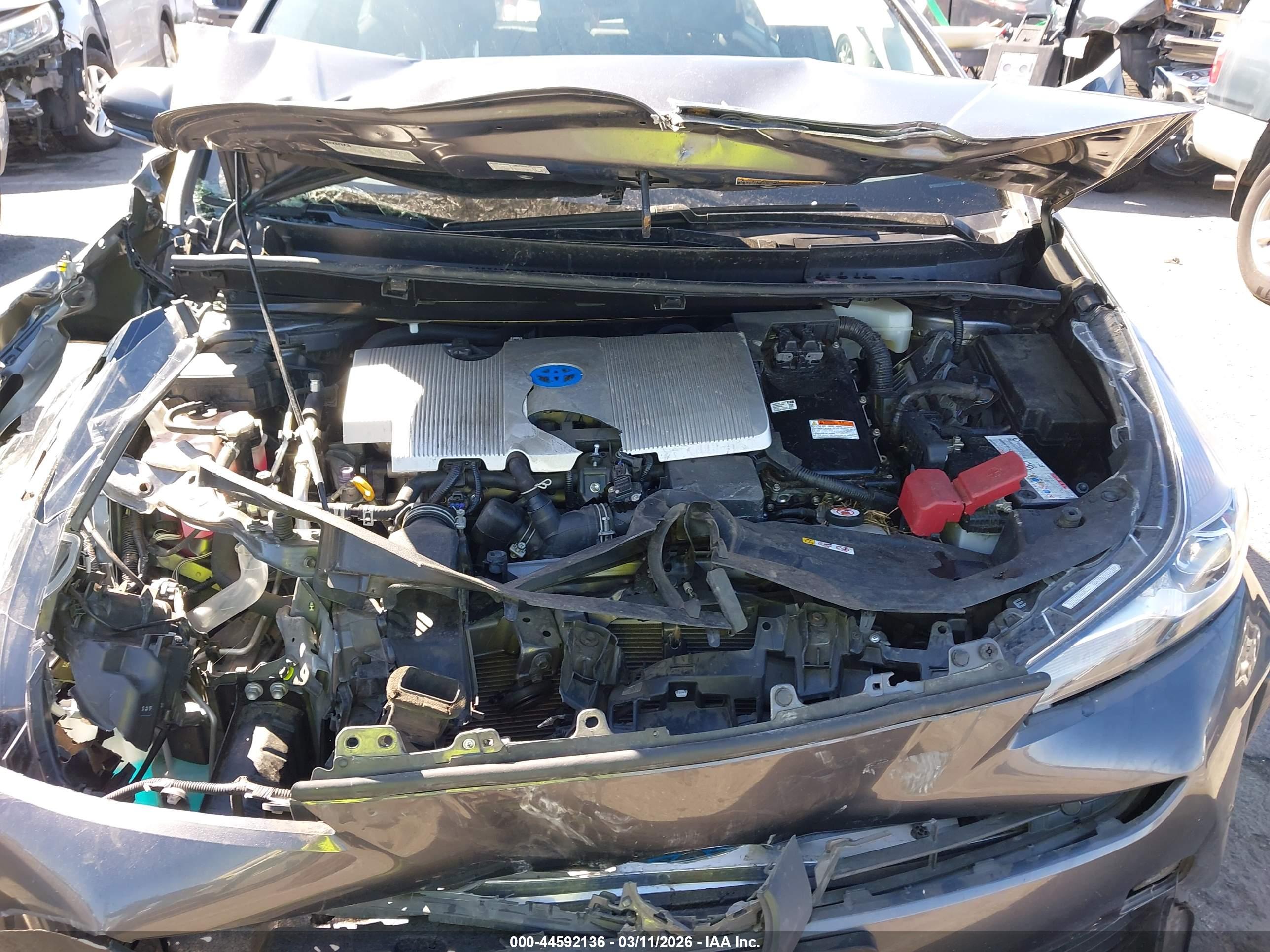TOYOTA PRIUS image 10