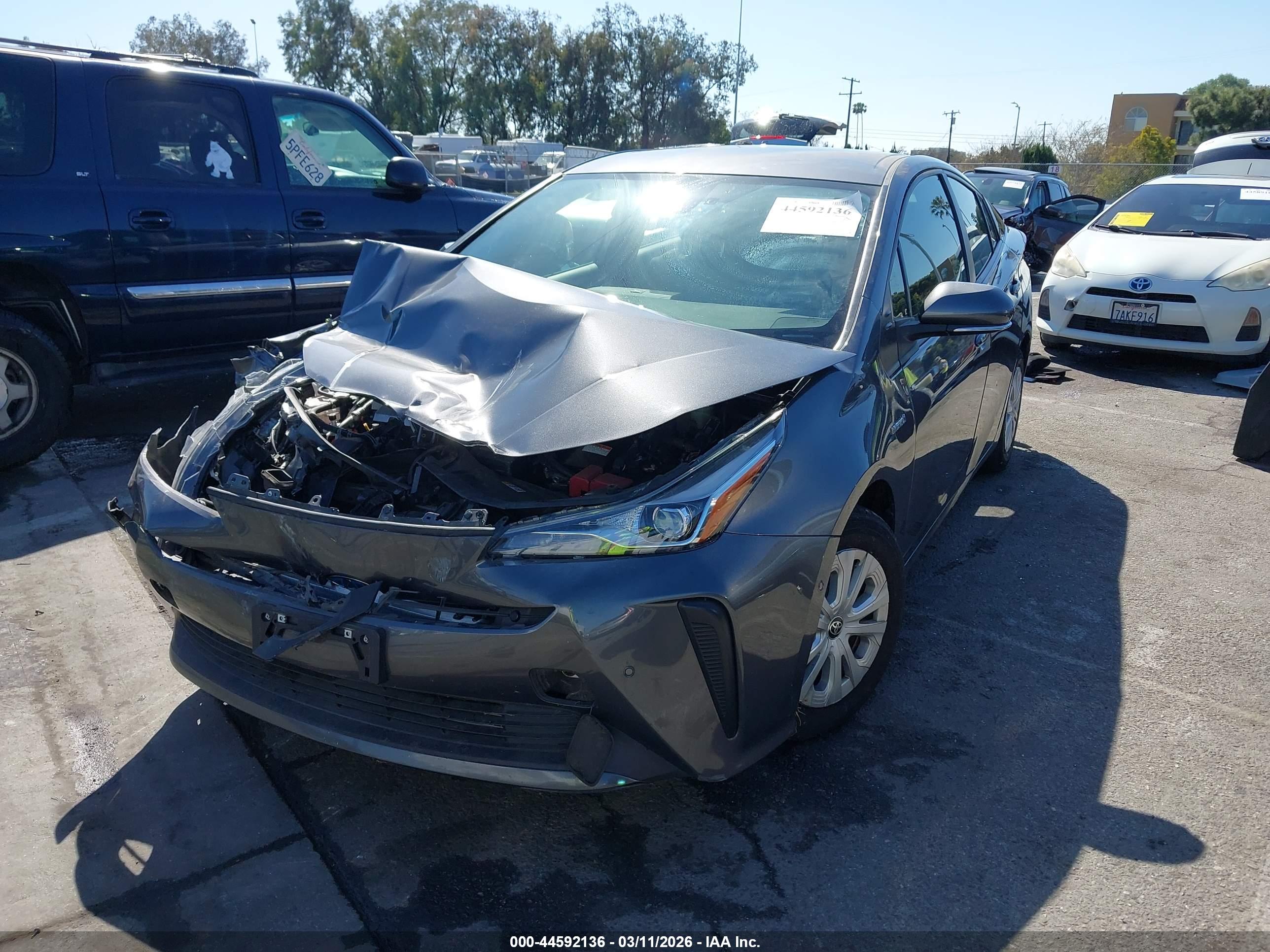TOYOTA PRIUS image 2