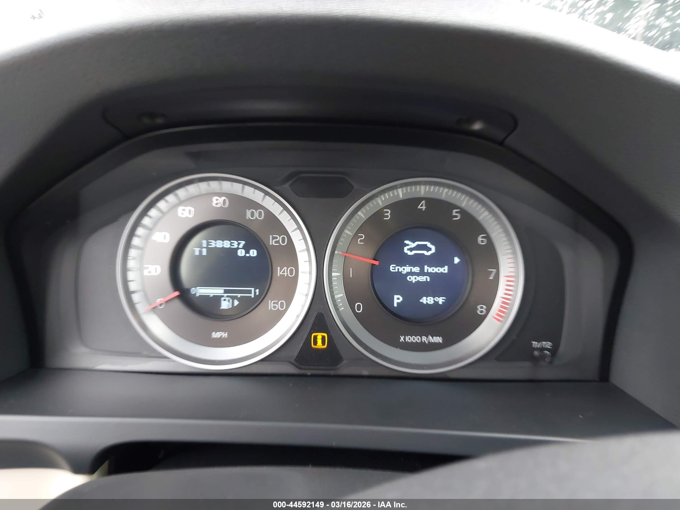 VOLVO S60 image 7