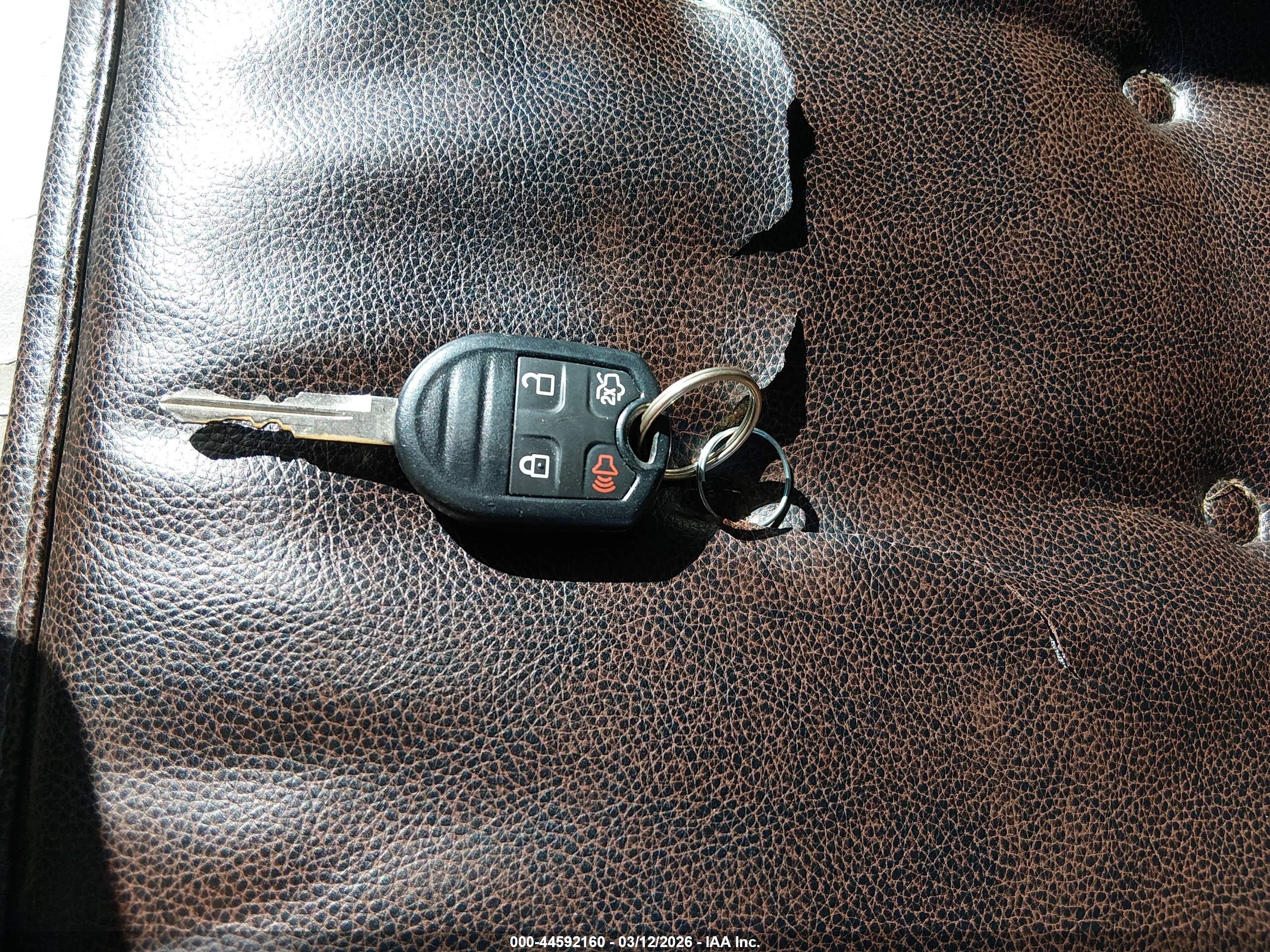 FORD ESCAPE image 11