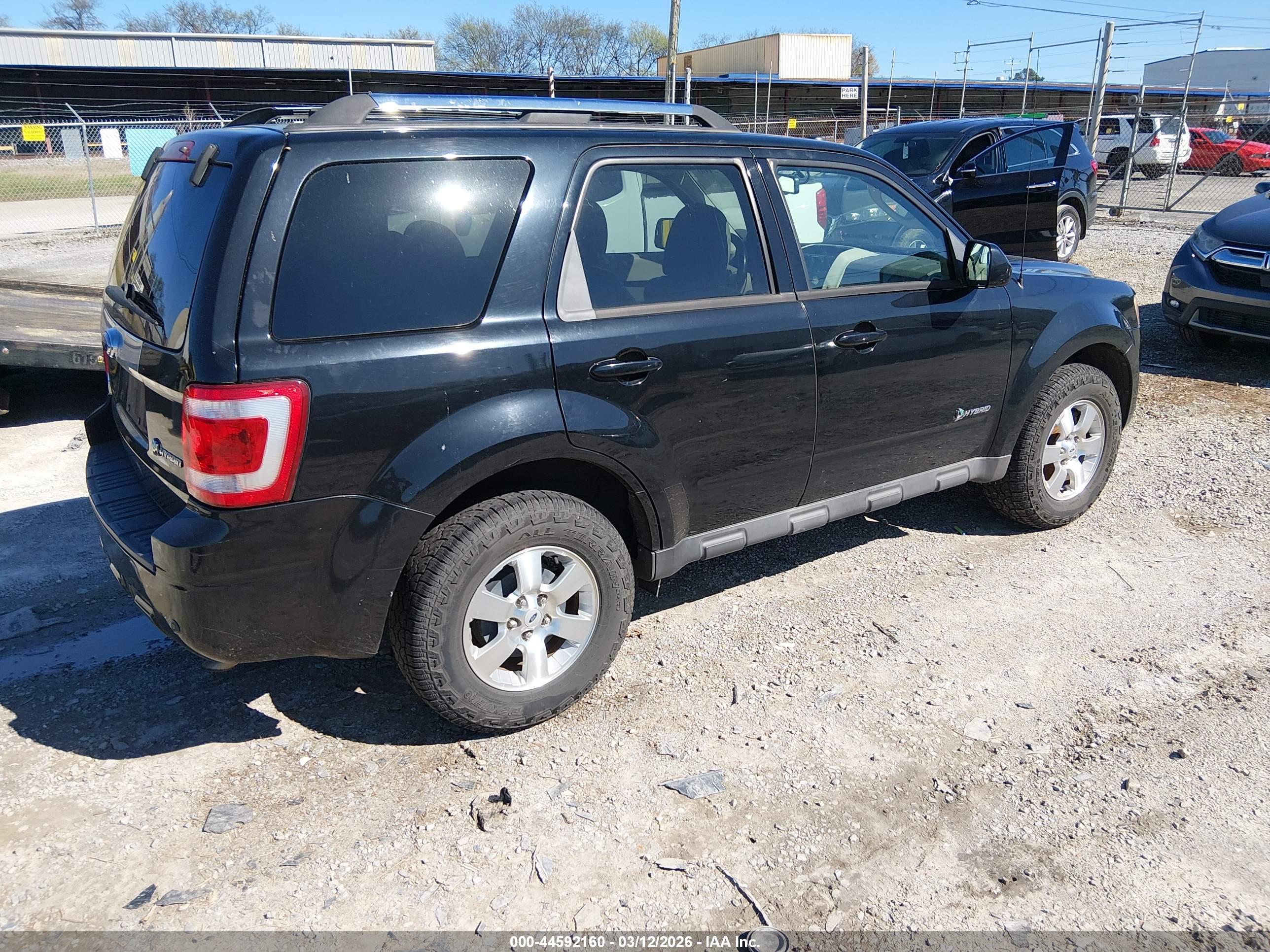 FORD ESCAPE image 4