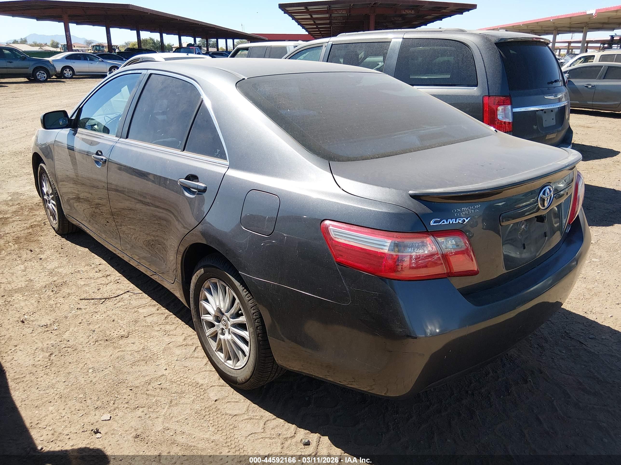 TOYOTA CAMRY image 3