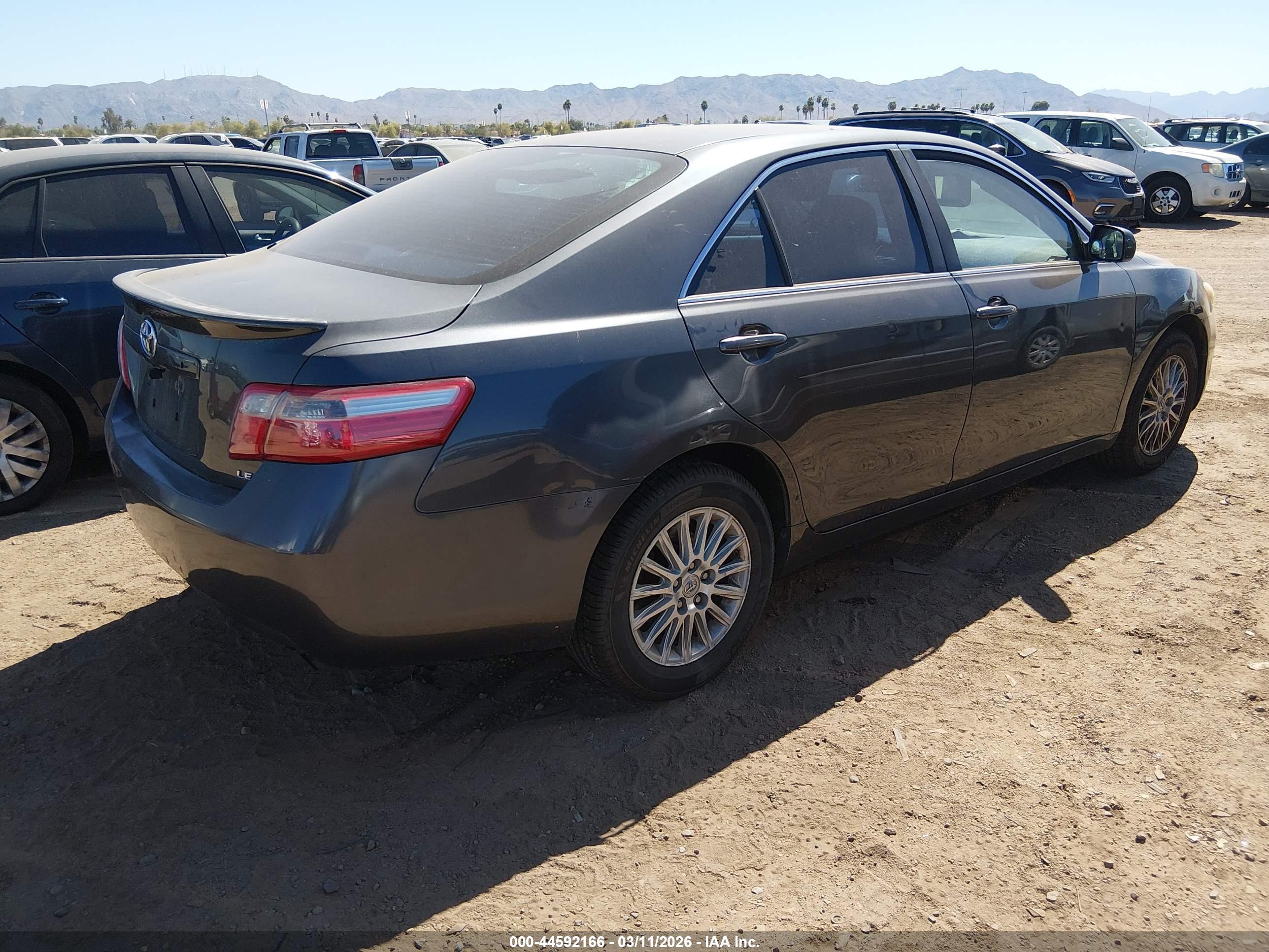 TOYOTA CAMRY image 4
