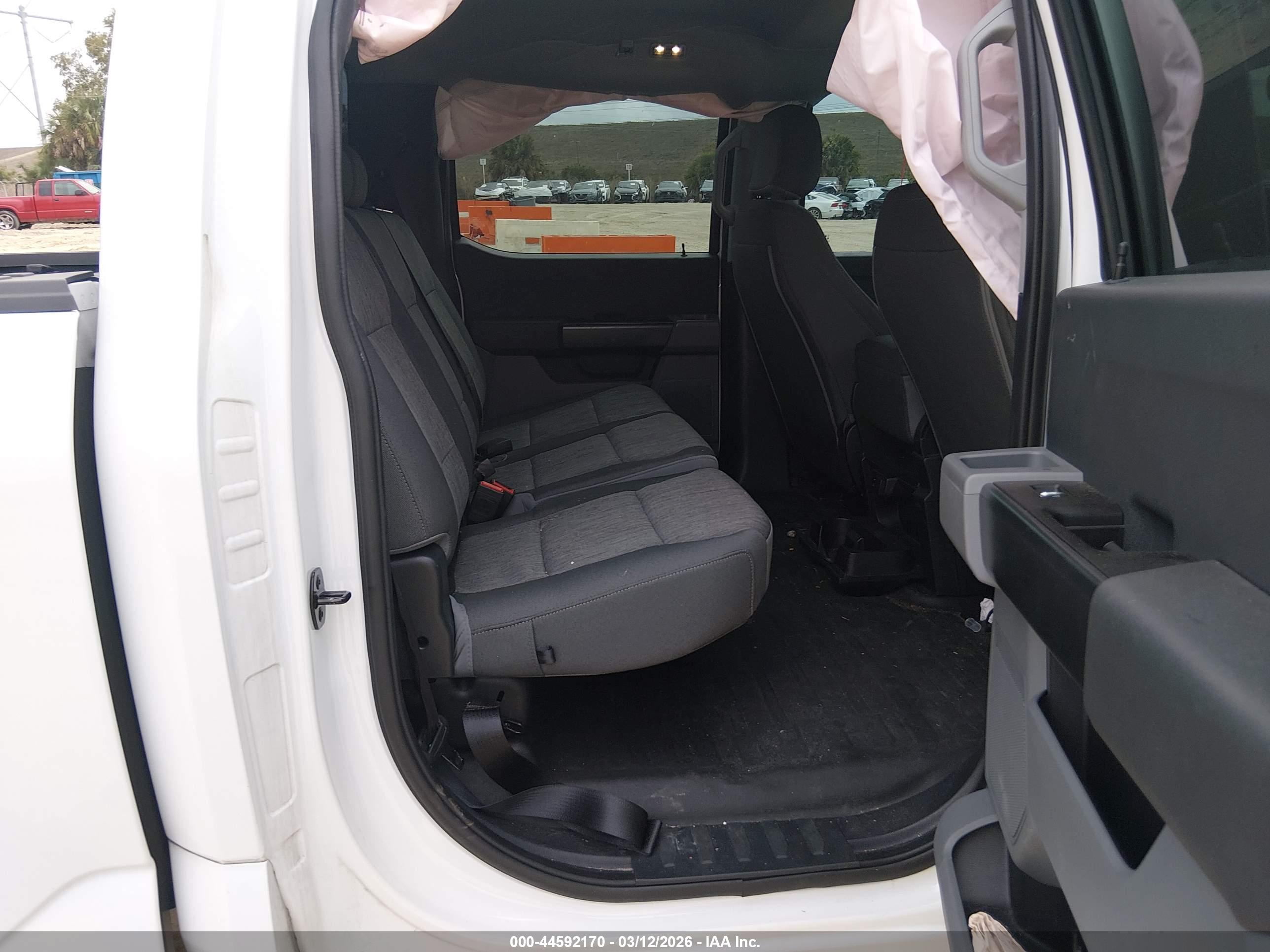 FORD F-150 image 8