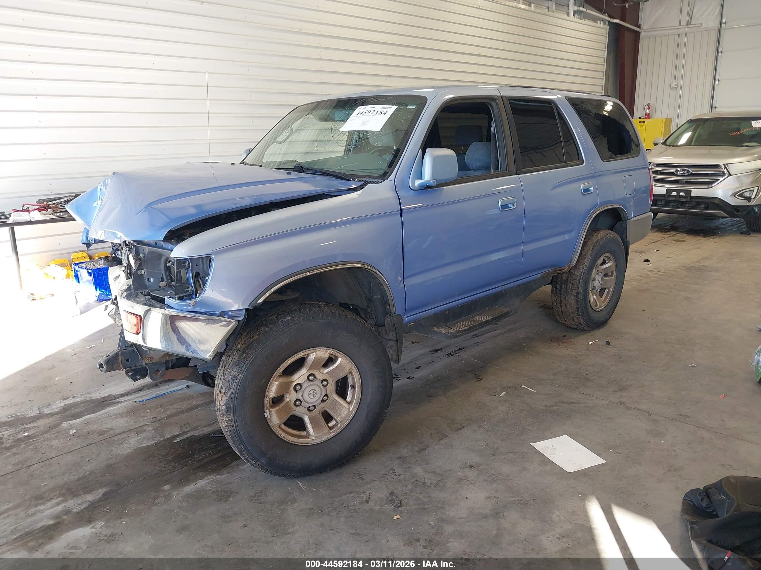 TOYOTA 4RUNNER image 2