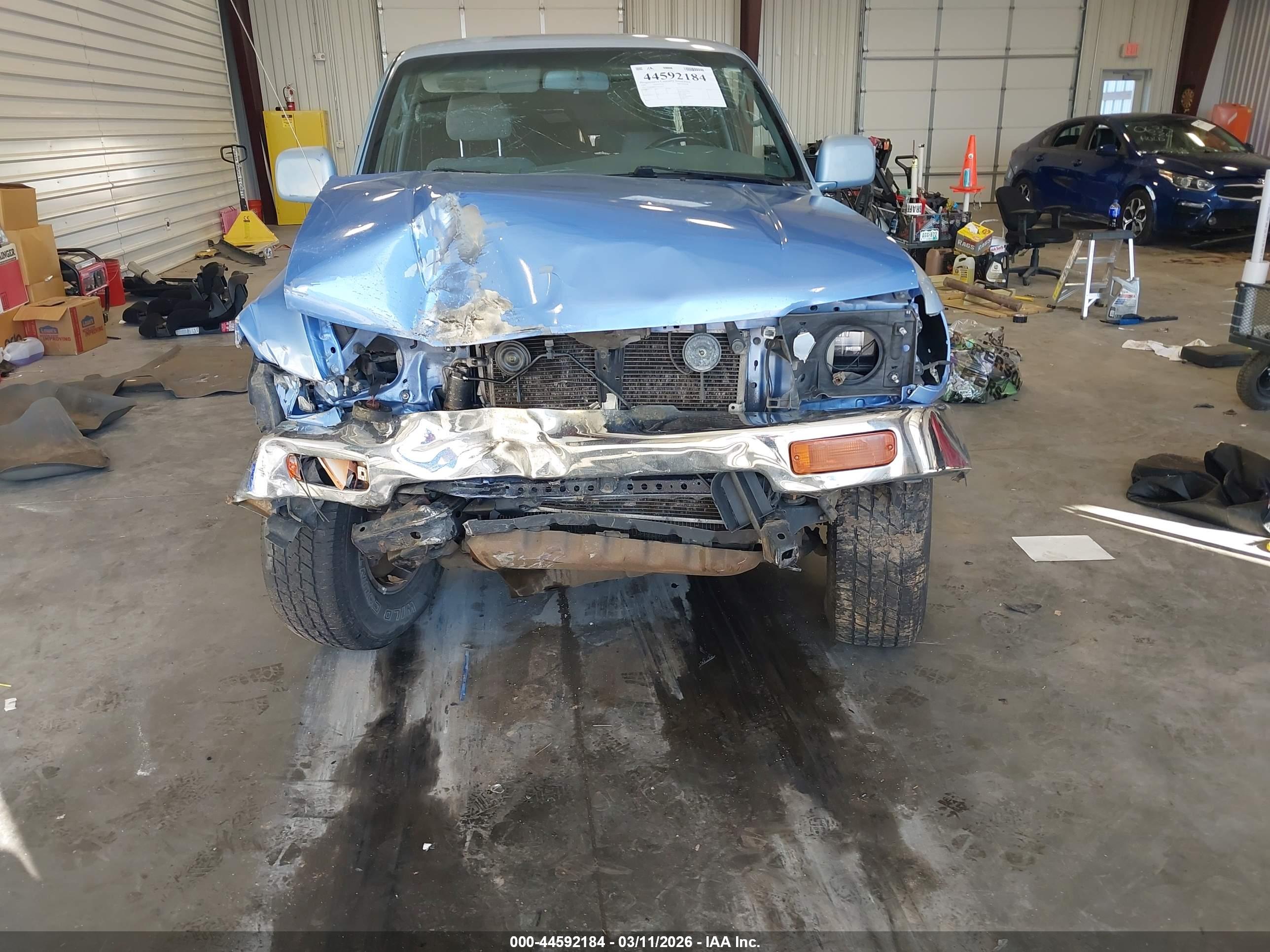 TOYOTA 4RUNNER image 6
