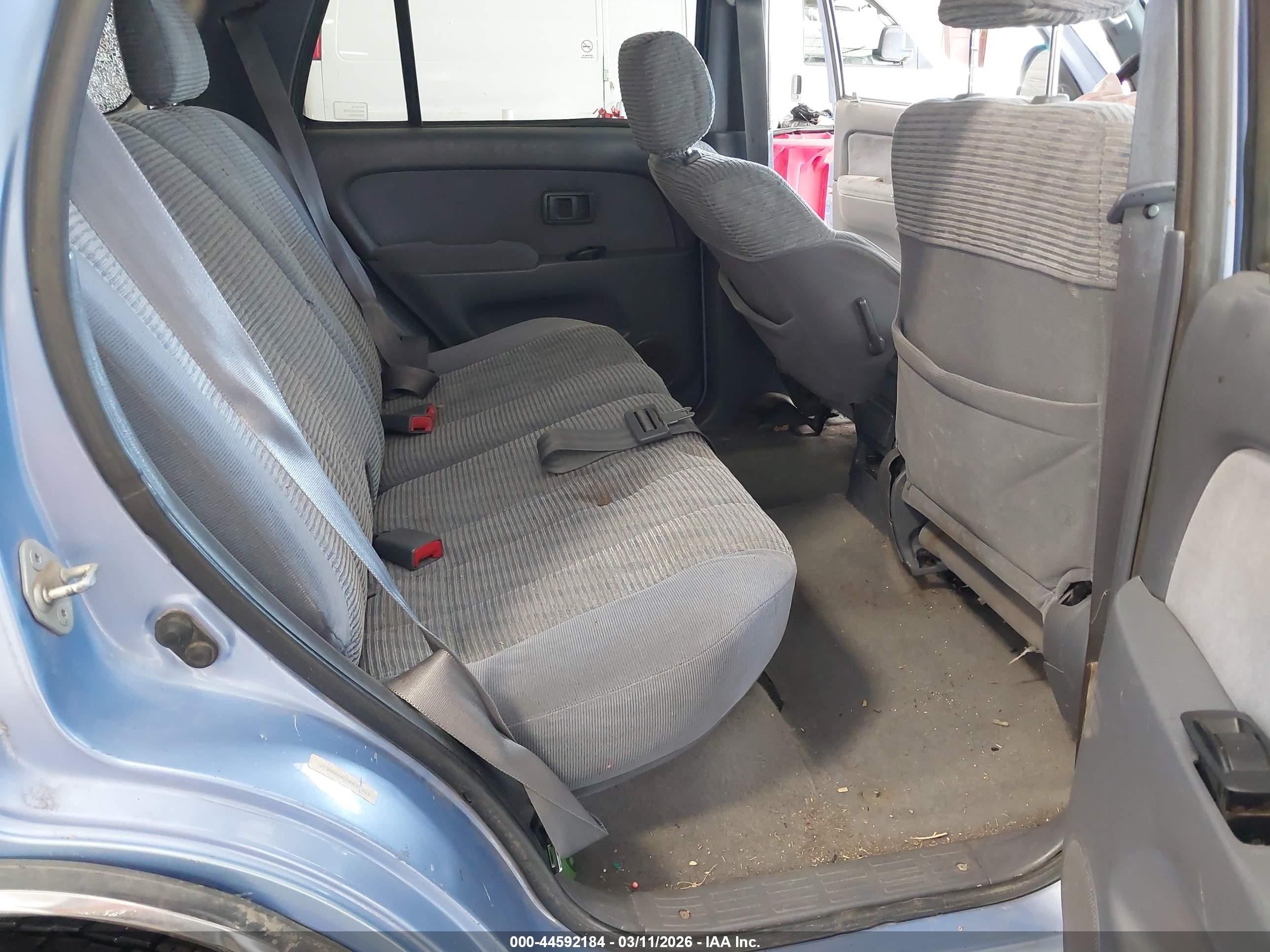 TOYOTA 4RUNNER image 8