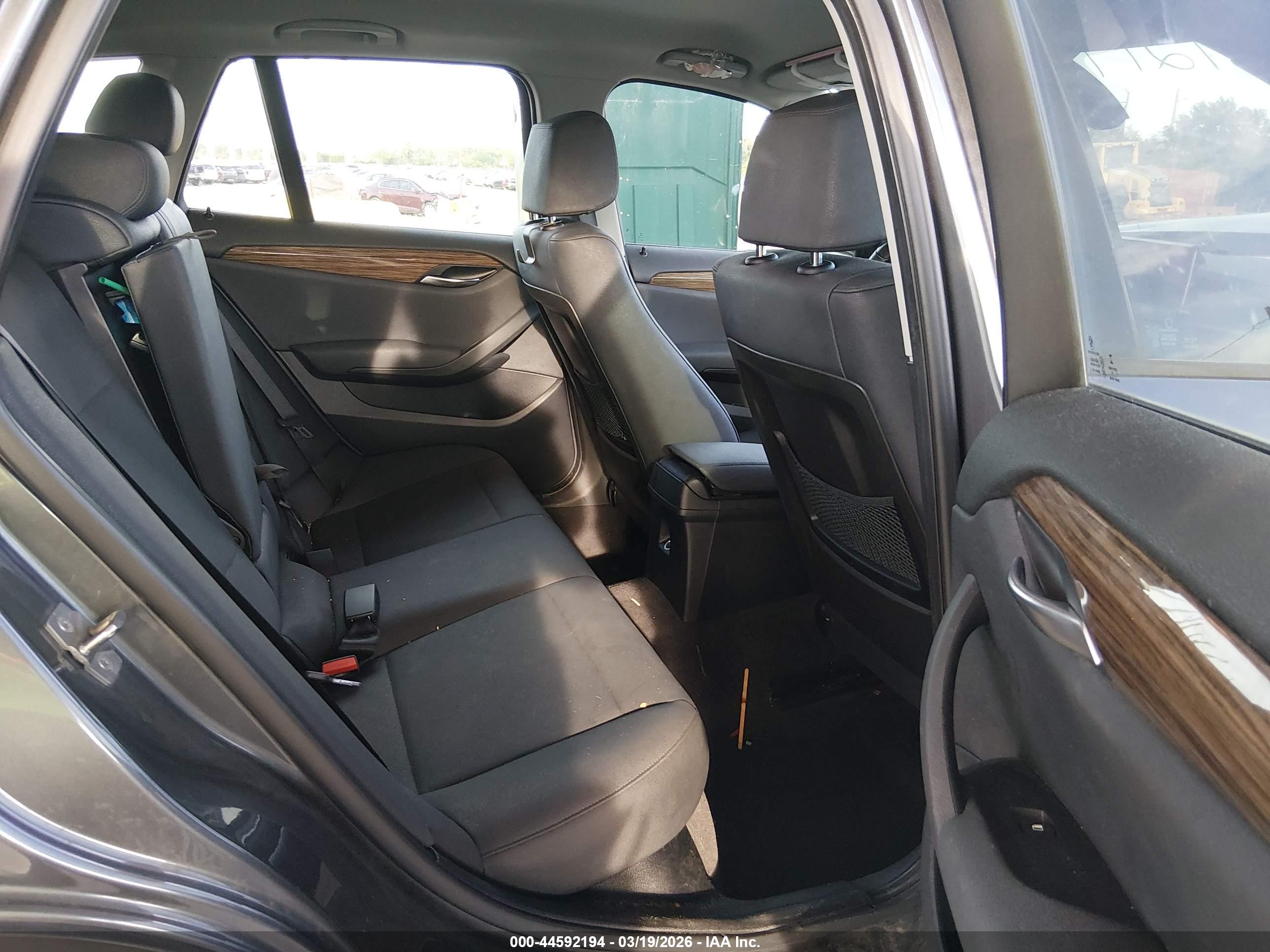 BMW X1 image 8