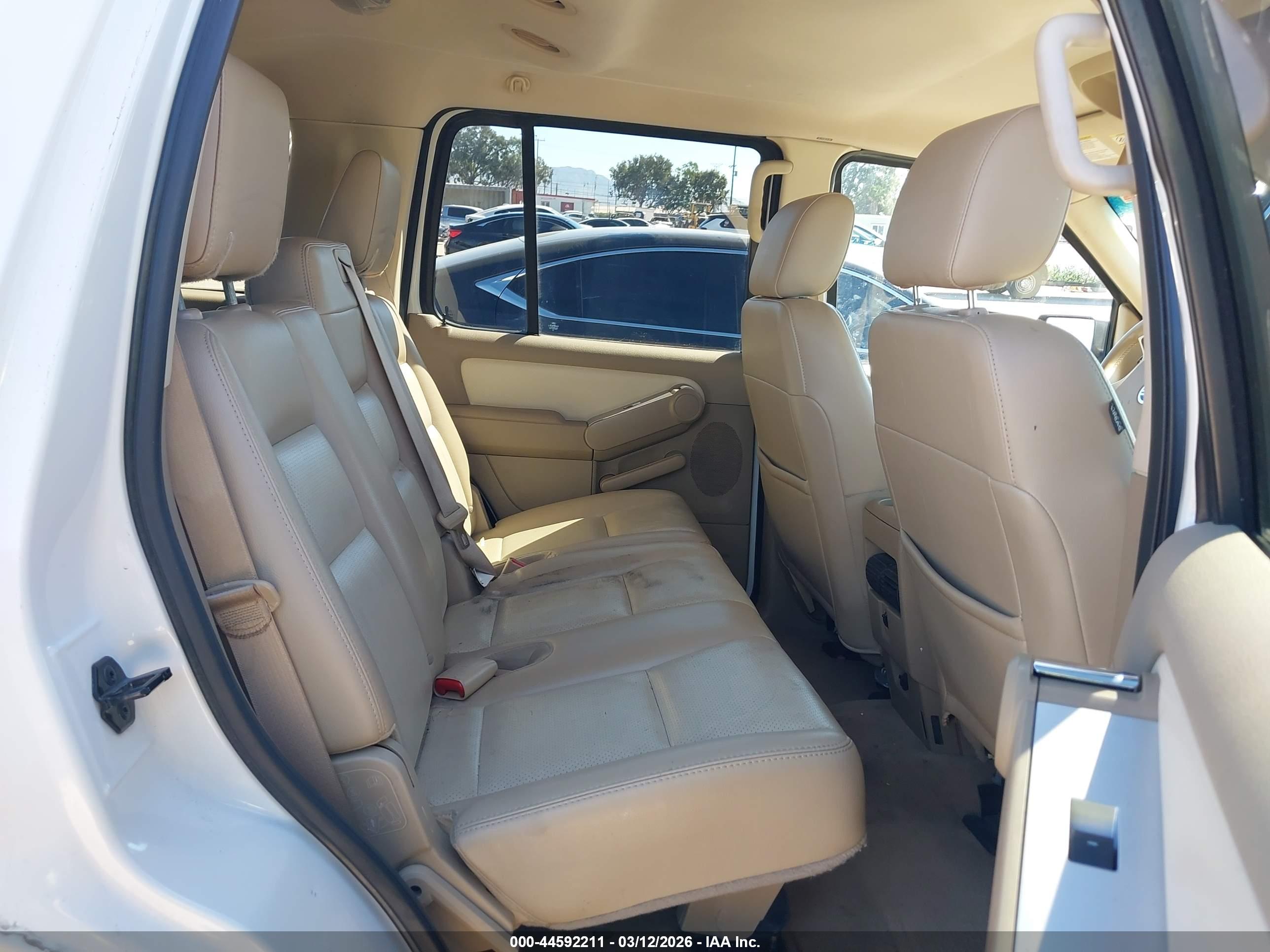 MERCURY MOUNTAINEER image 8