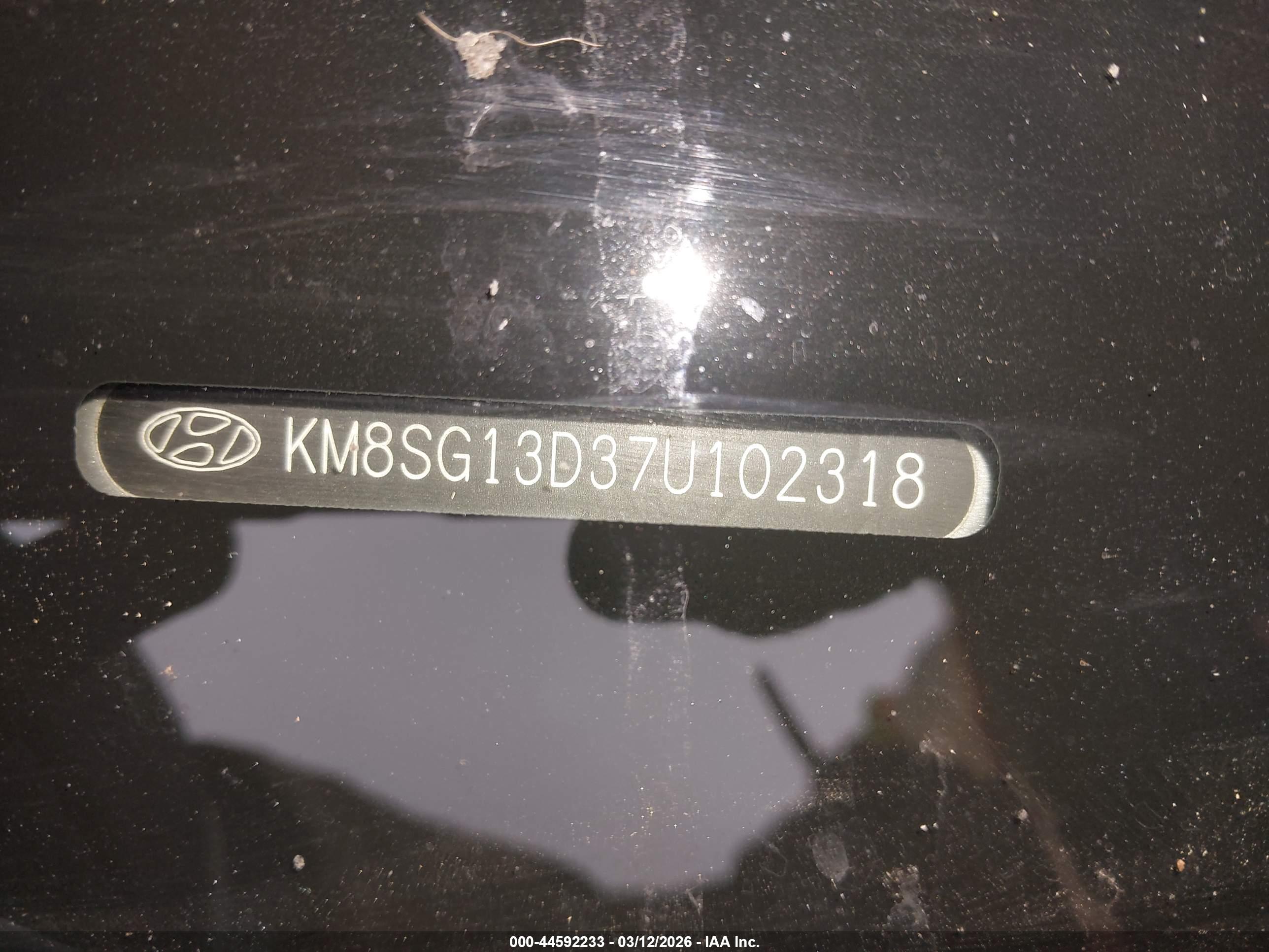 HYUNDAI SANTA image 9