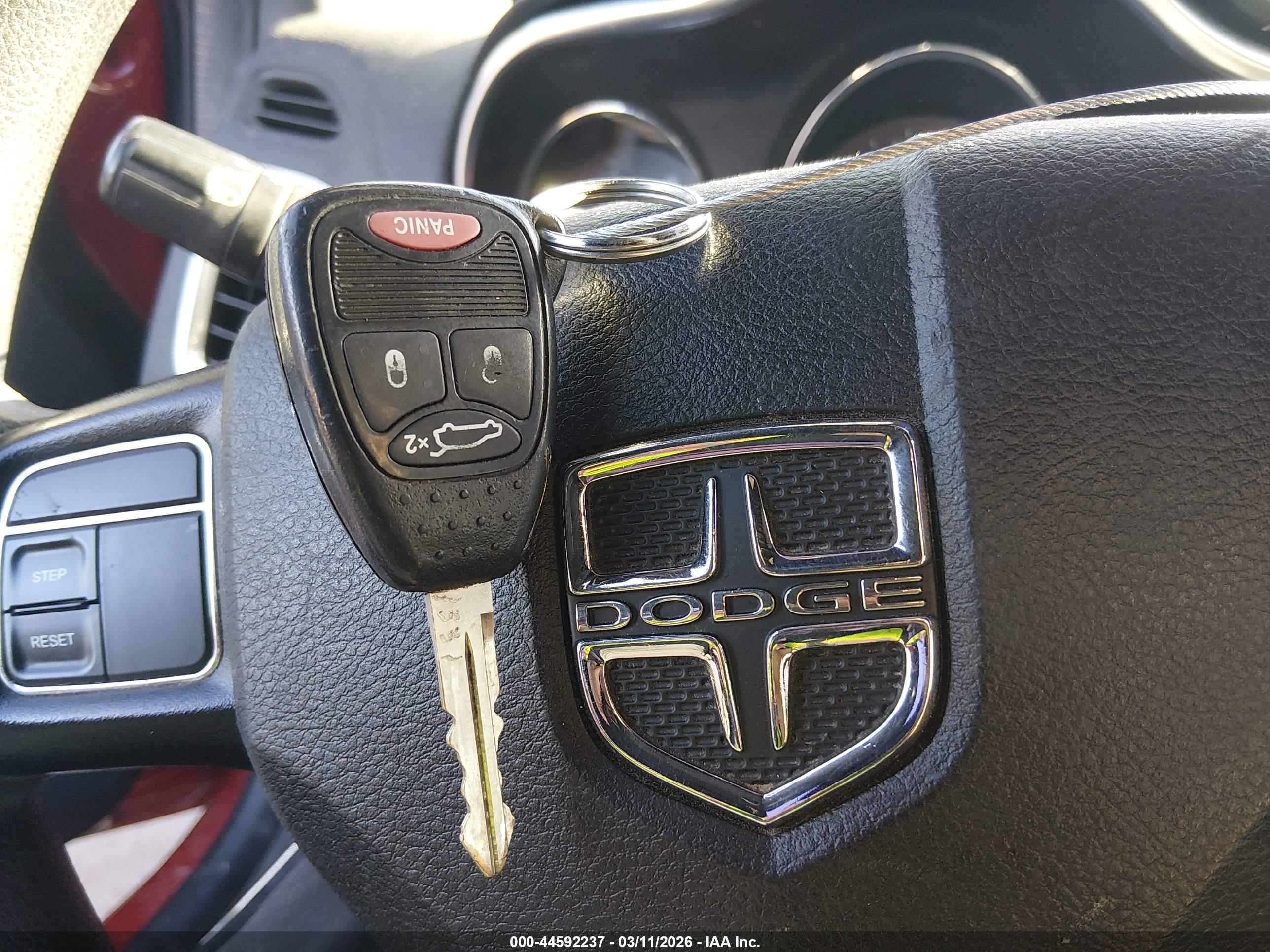 DODGE AVENGER image 11