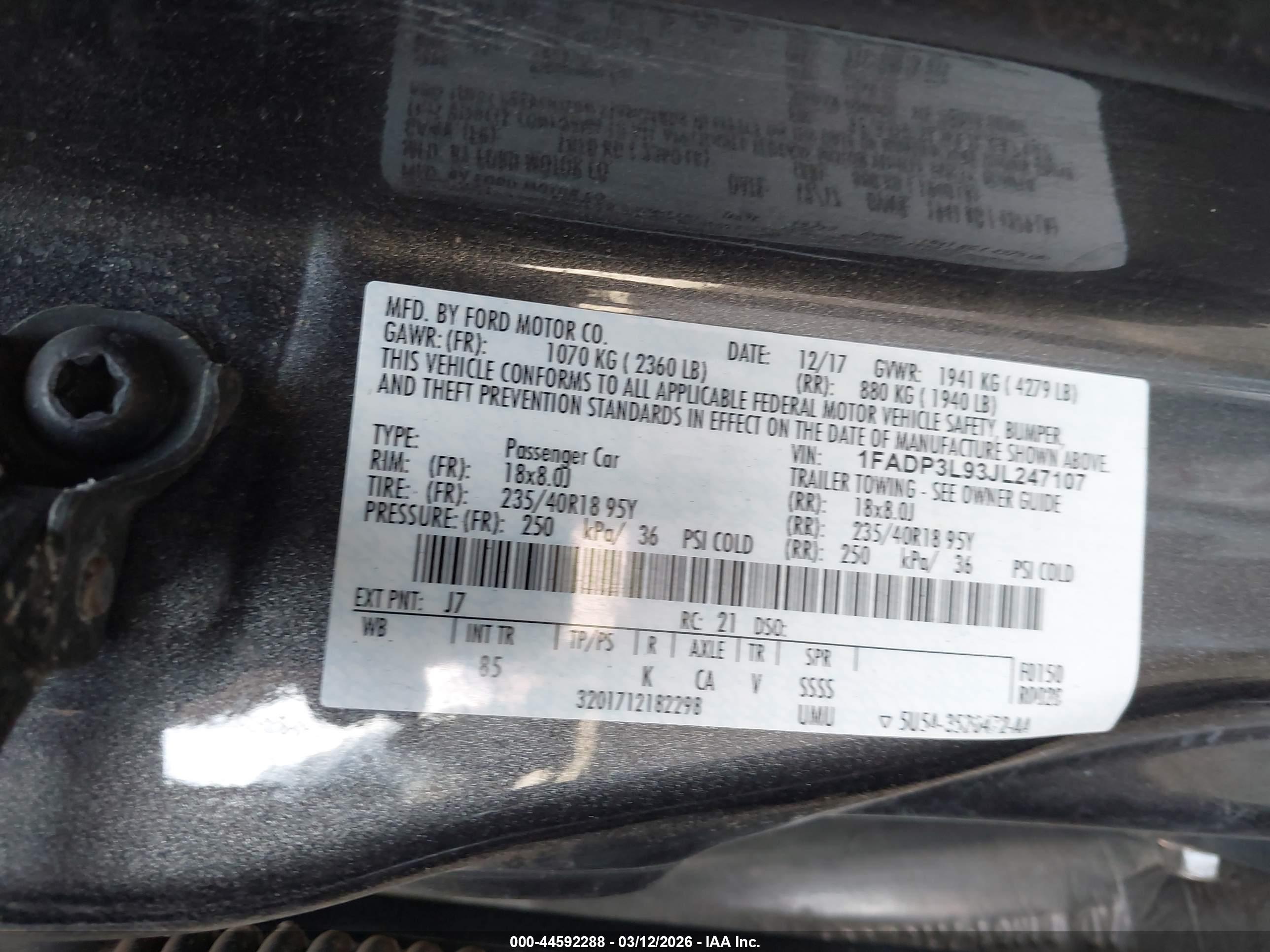 FORD FOCUS image 9