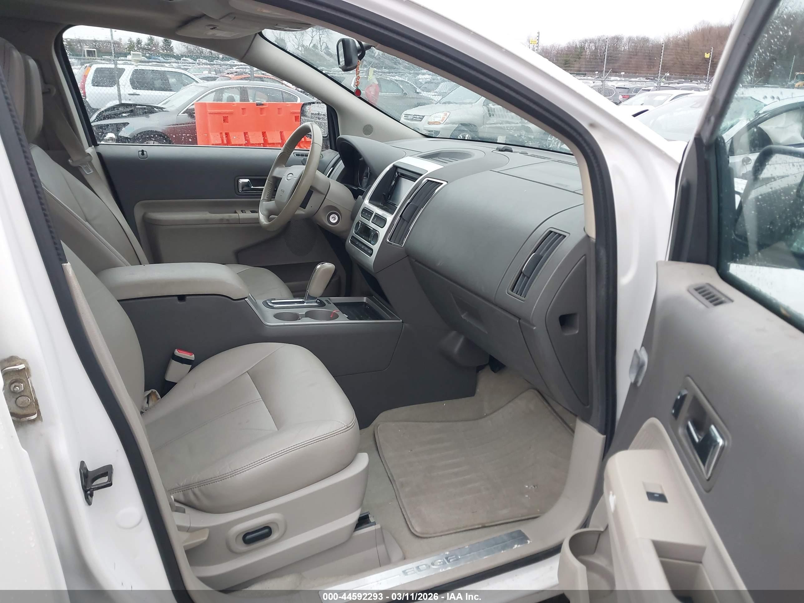 FORD EDGE image 5