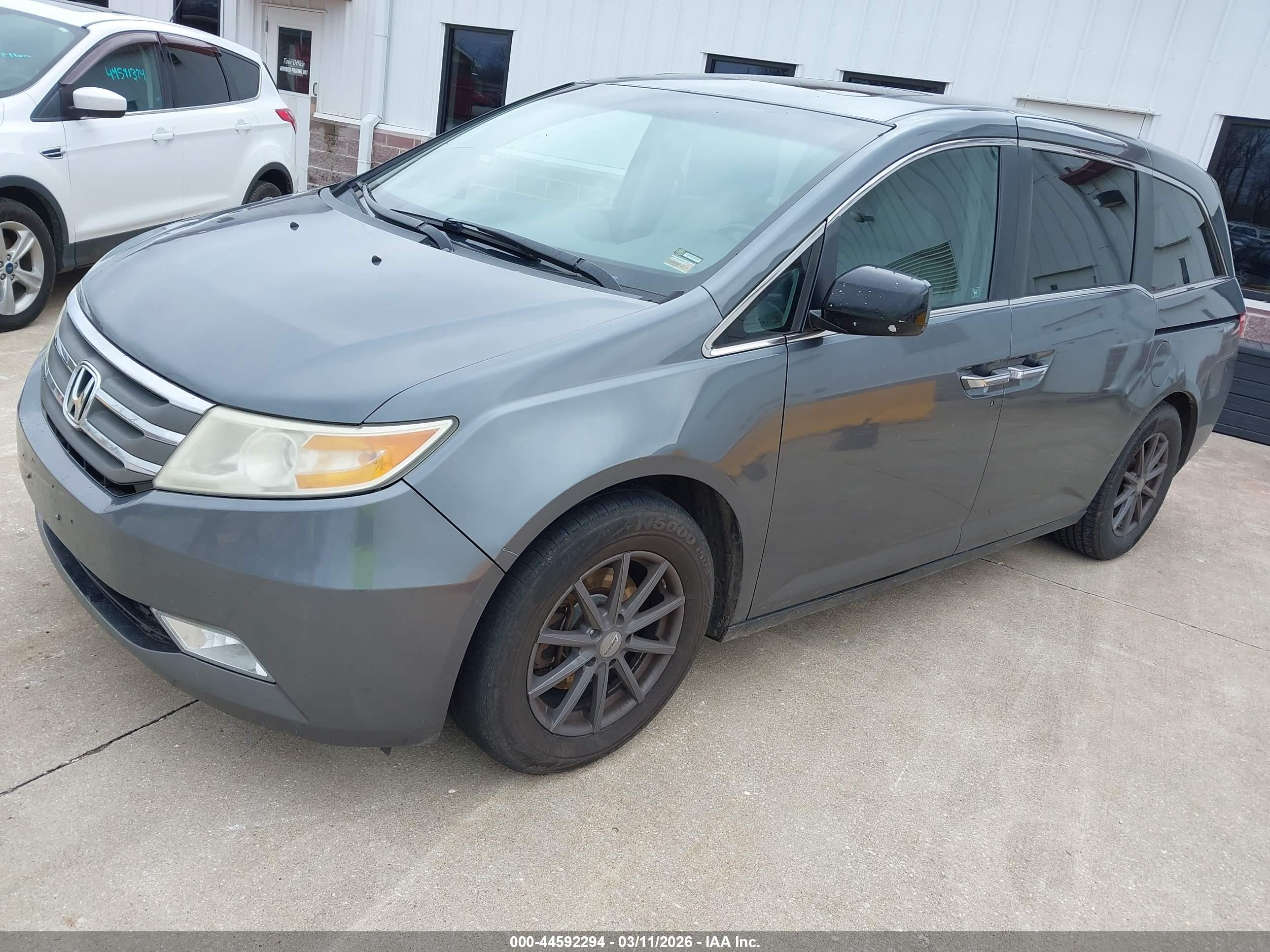 HONDA ODYSSEY image 2