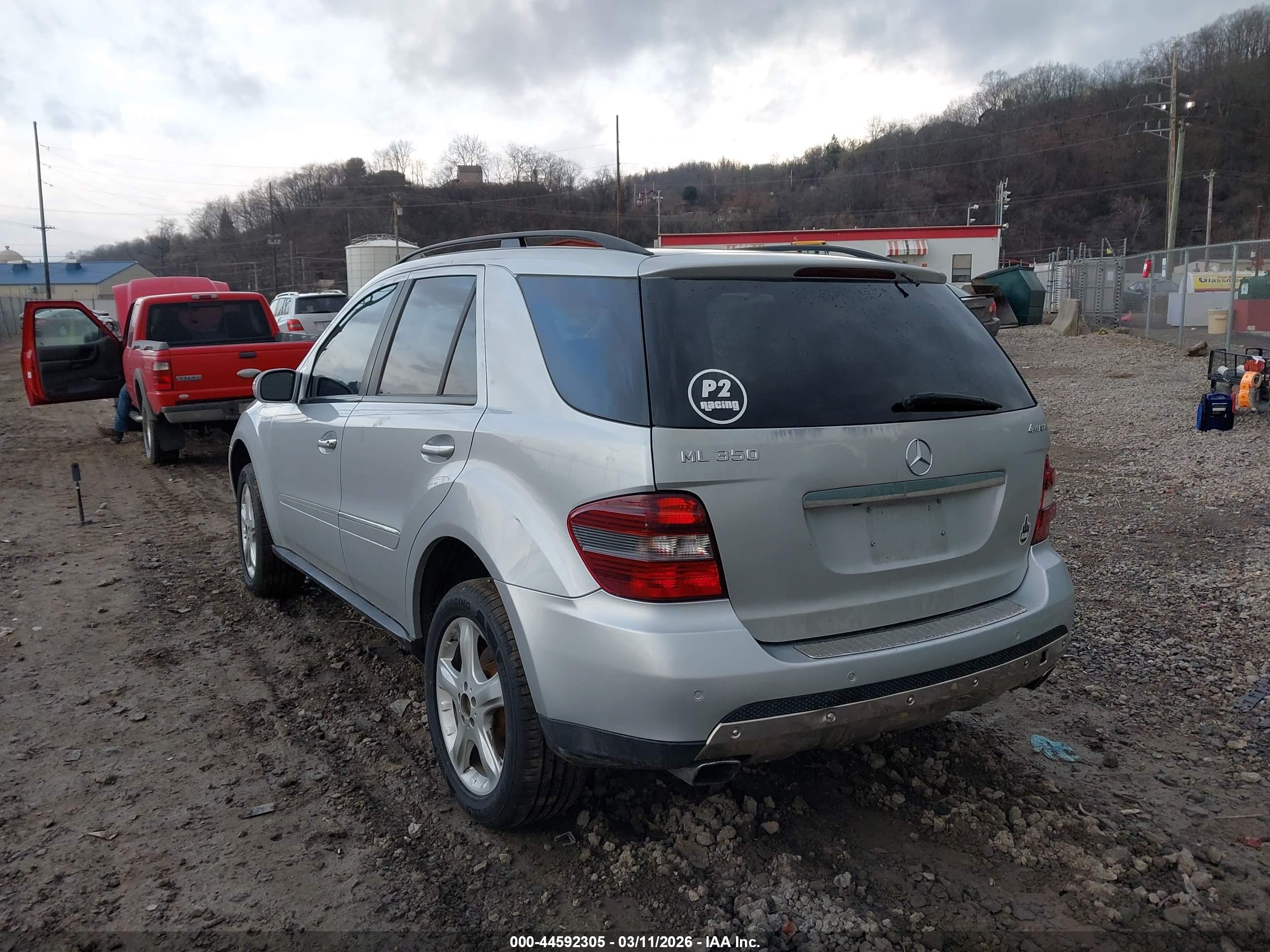 MERCEDES-BENZ ML image 3