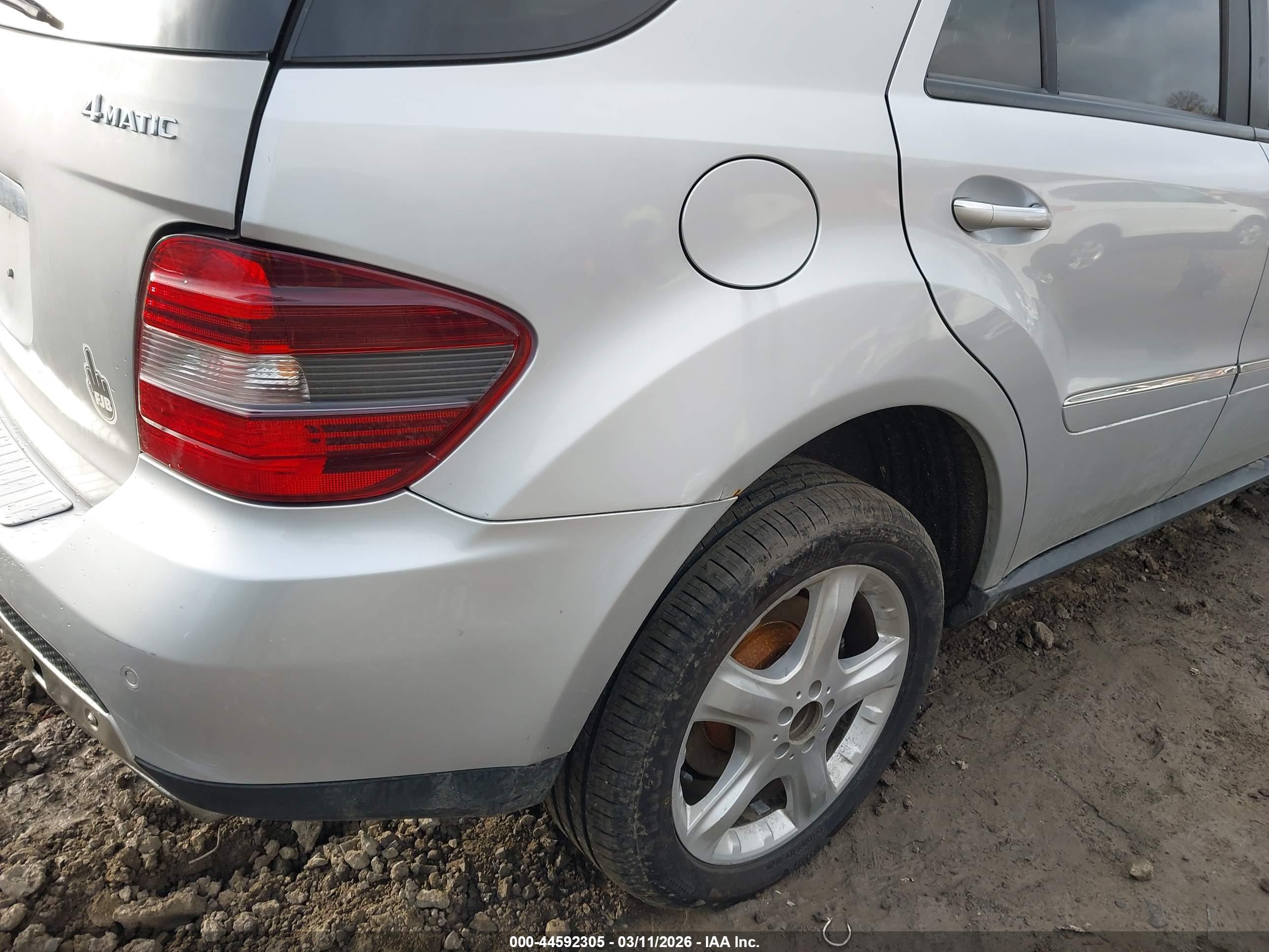 MERCEDES-BENZ ML image 6