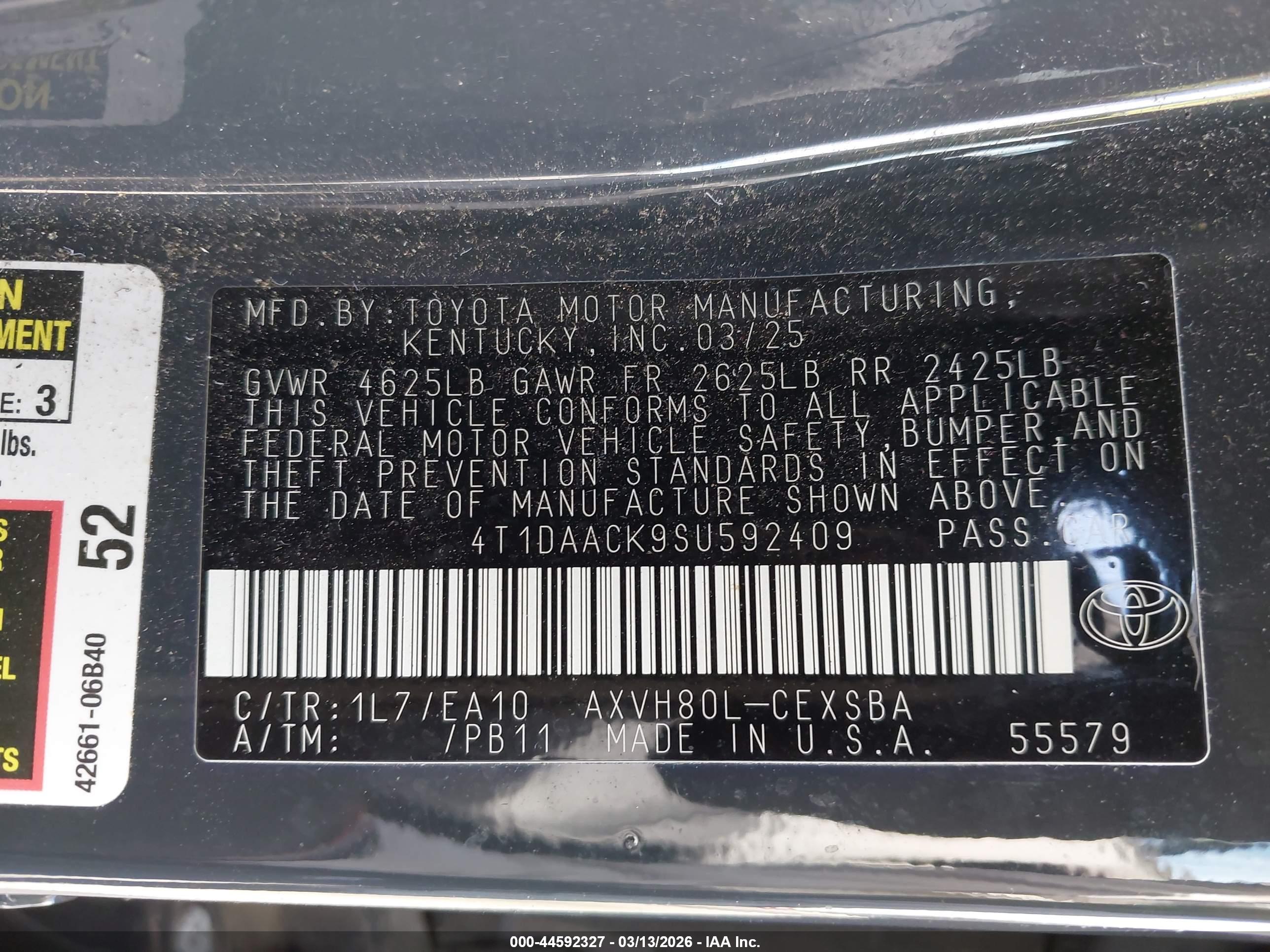 TOYOTA CAMRY image 9