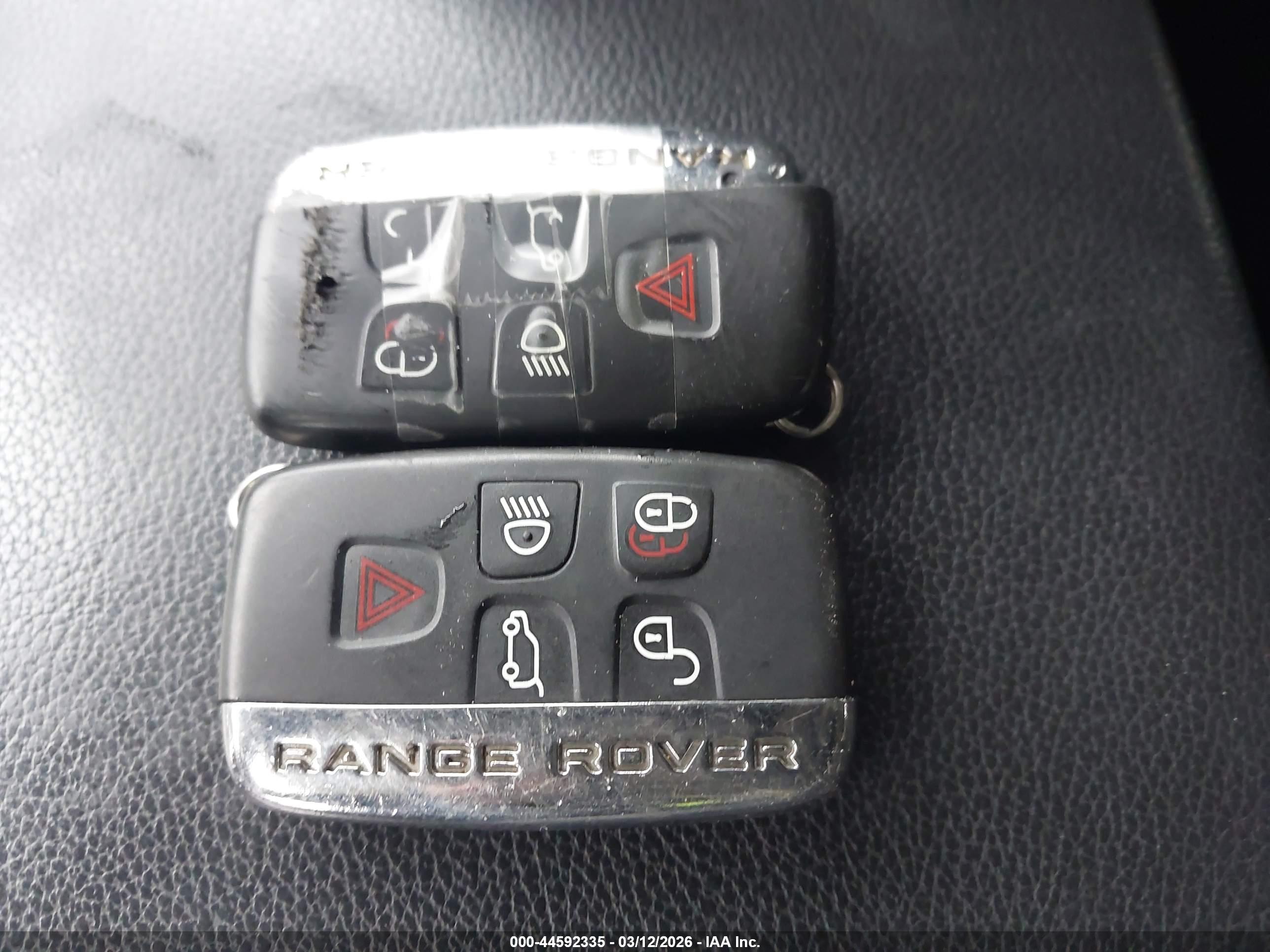 LAND ROVER image 11