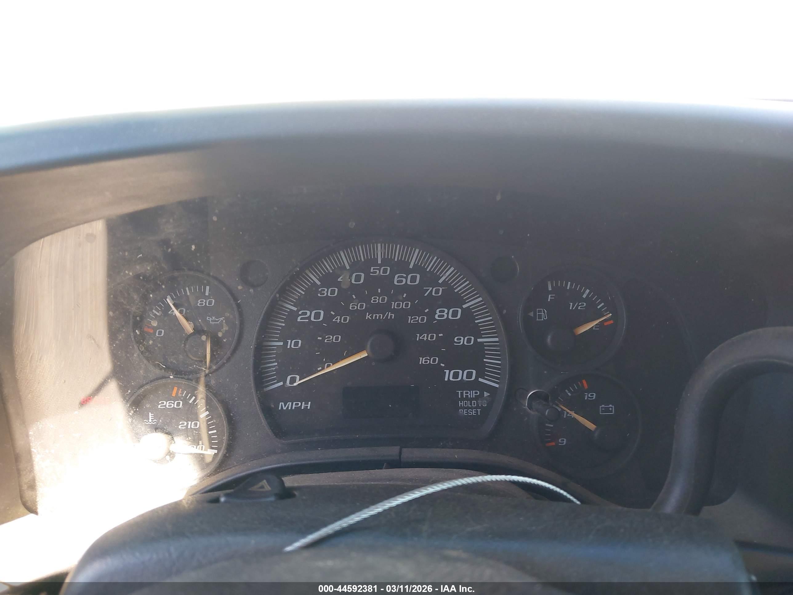 CHEVROLET EXPRESS image 7