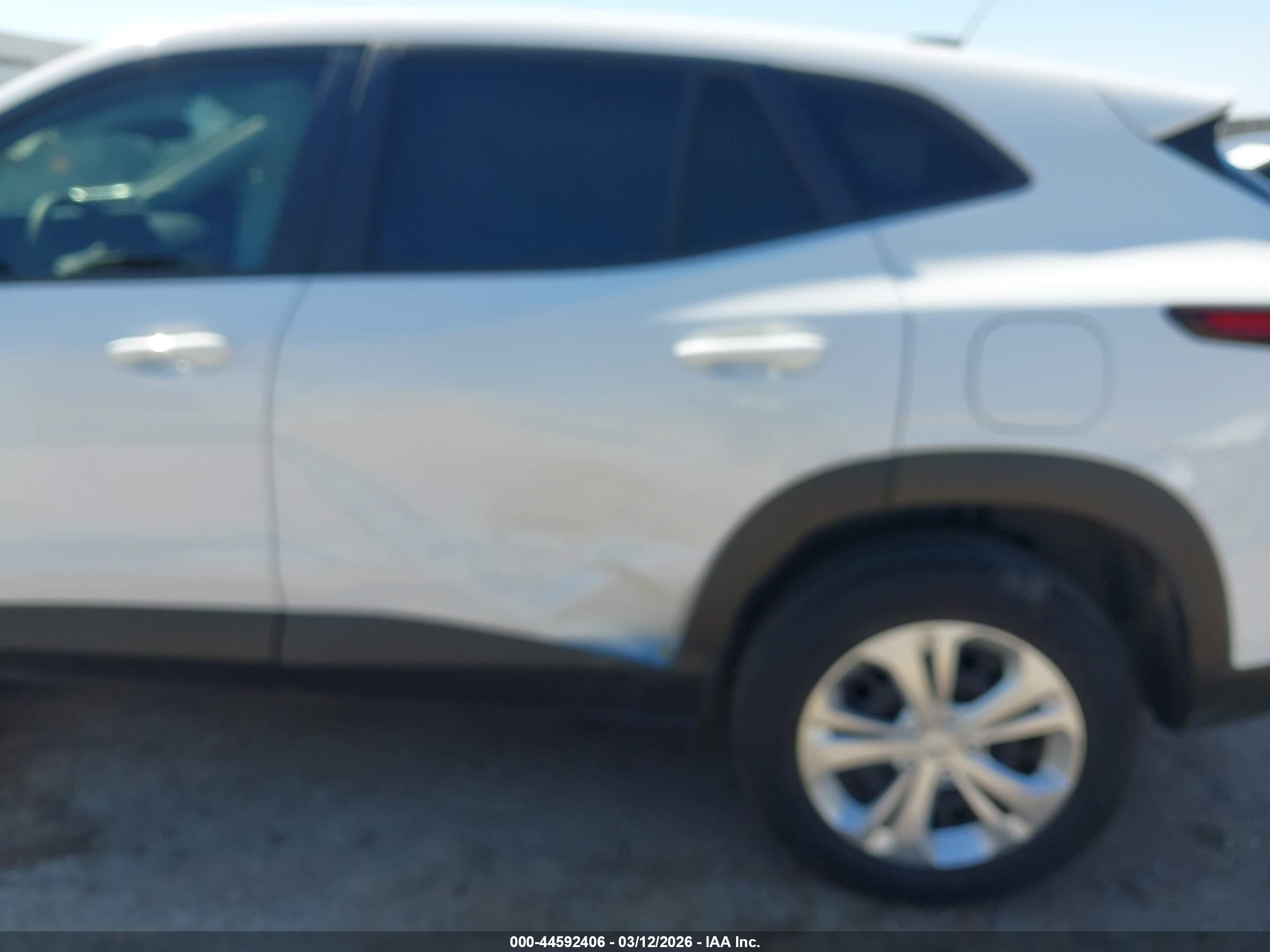 CHEVROLET TRAX image 6