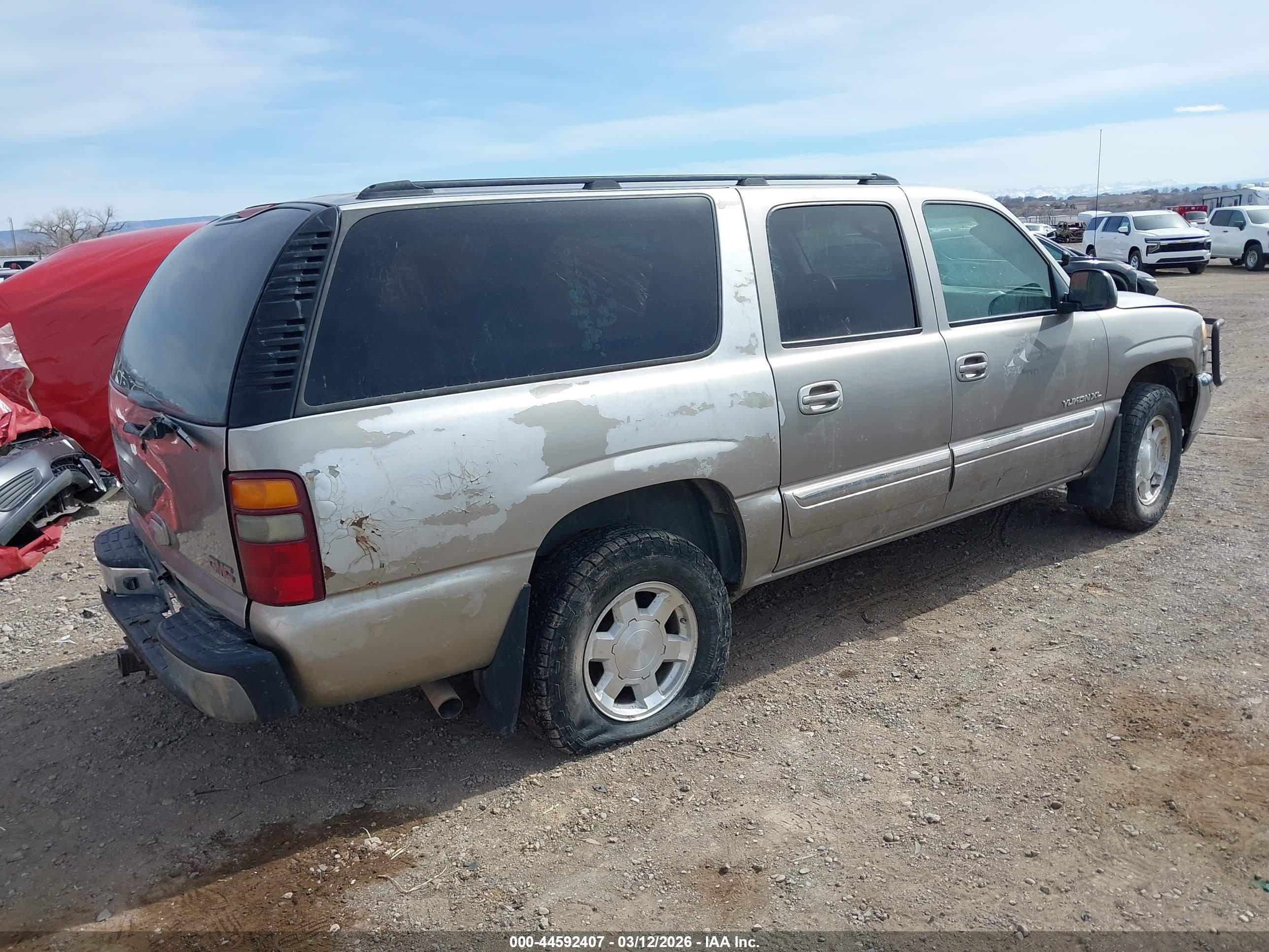 GMC YUKON image 4