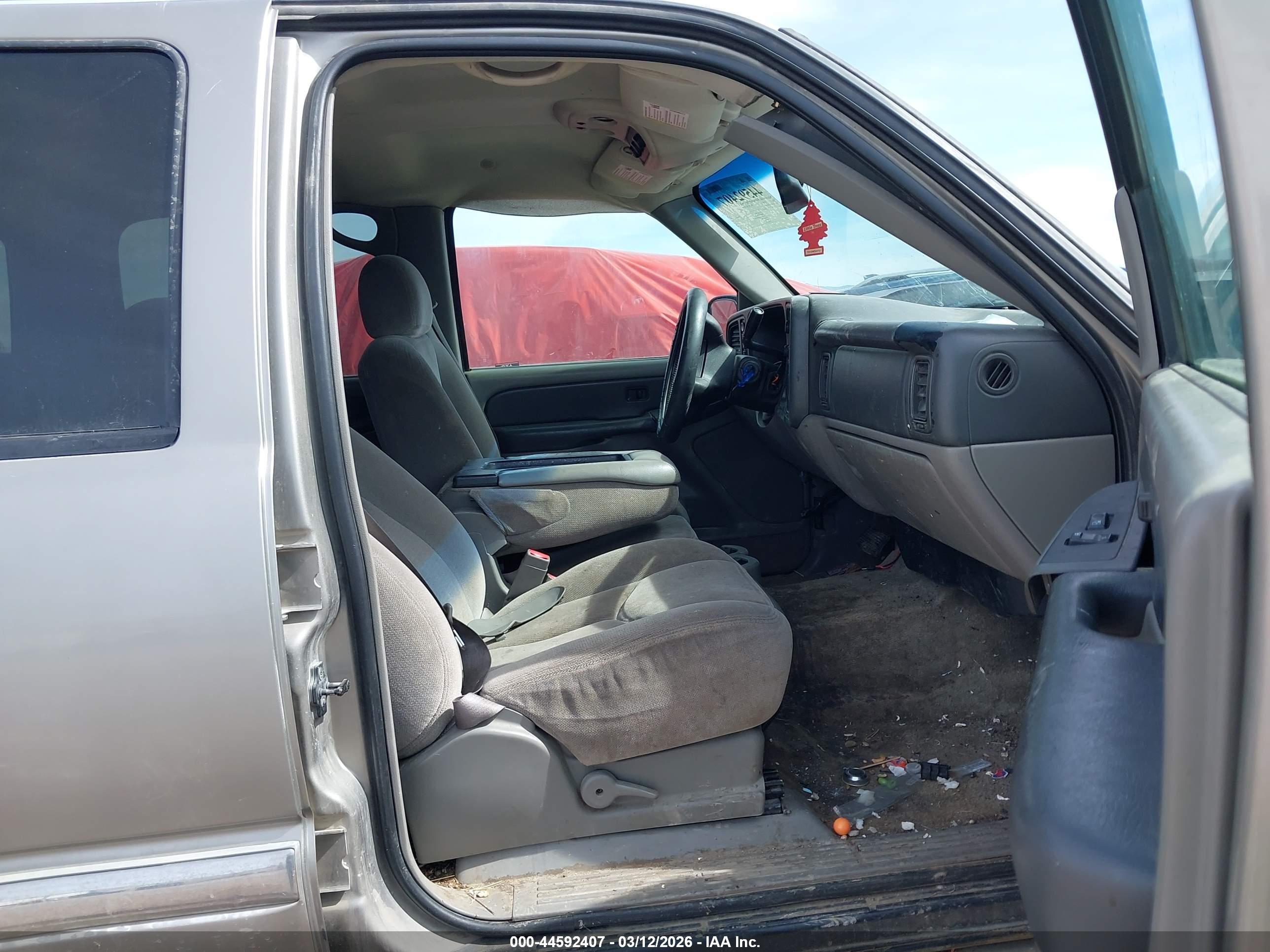 GMC YUKON image 5