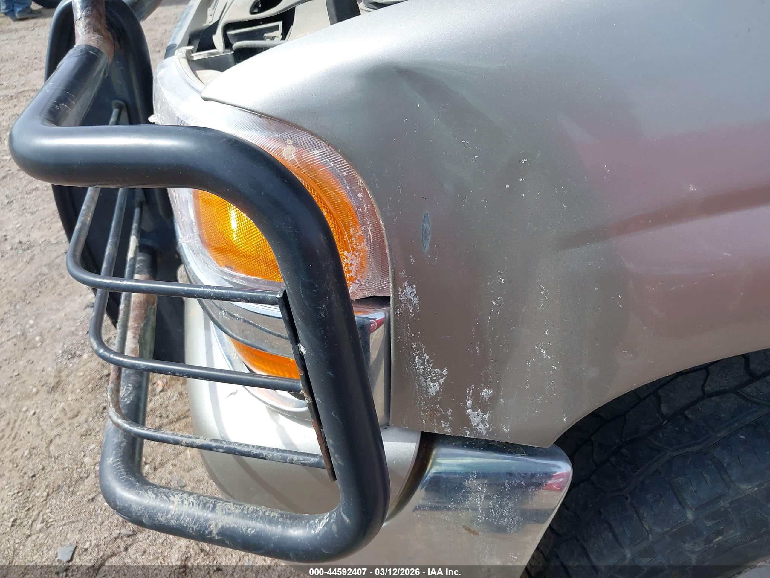 GMC YUKON image 6