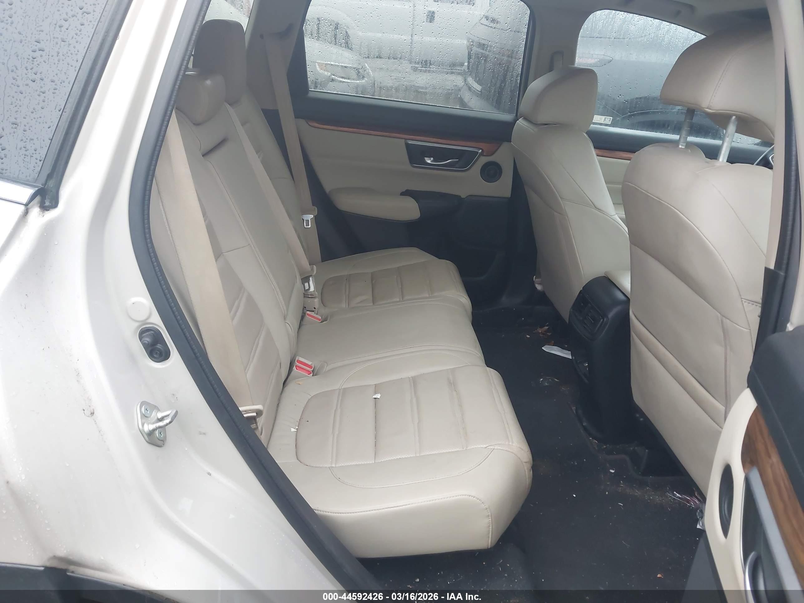 HONDA CR-V image 8