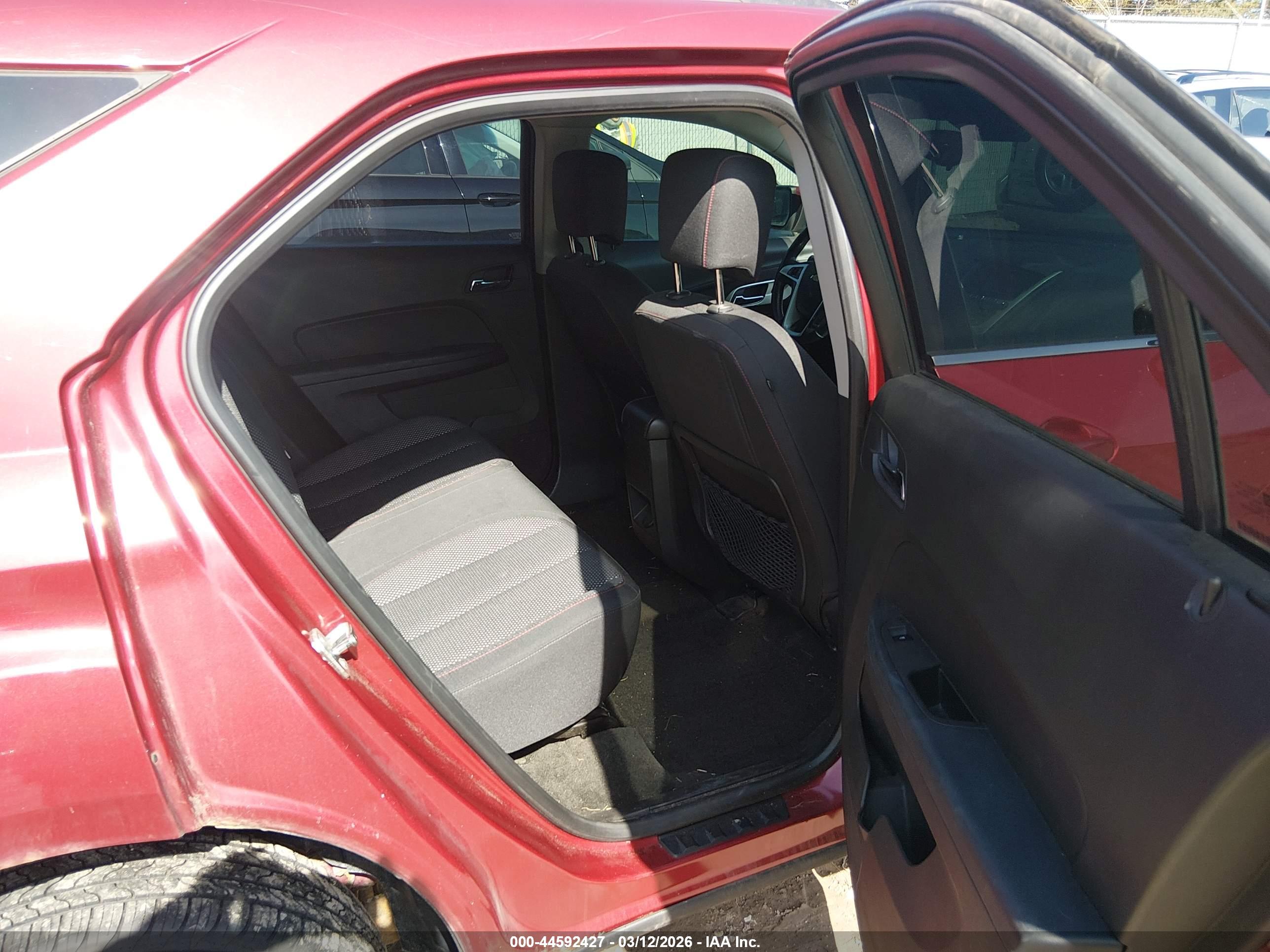 CHEVROLET EQUINOX image 8