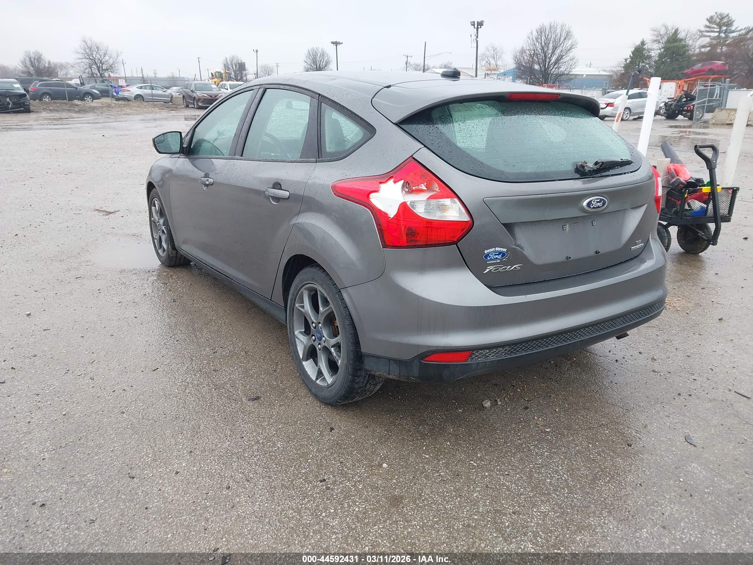 FORD FOCUS image 3
