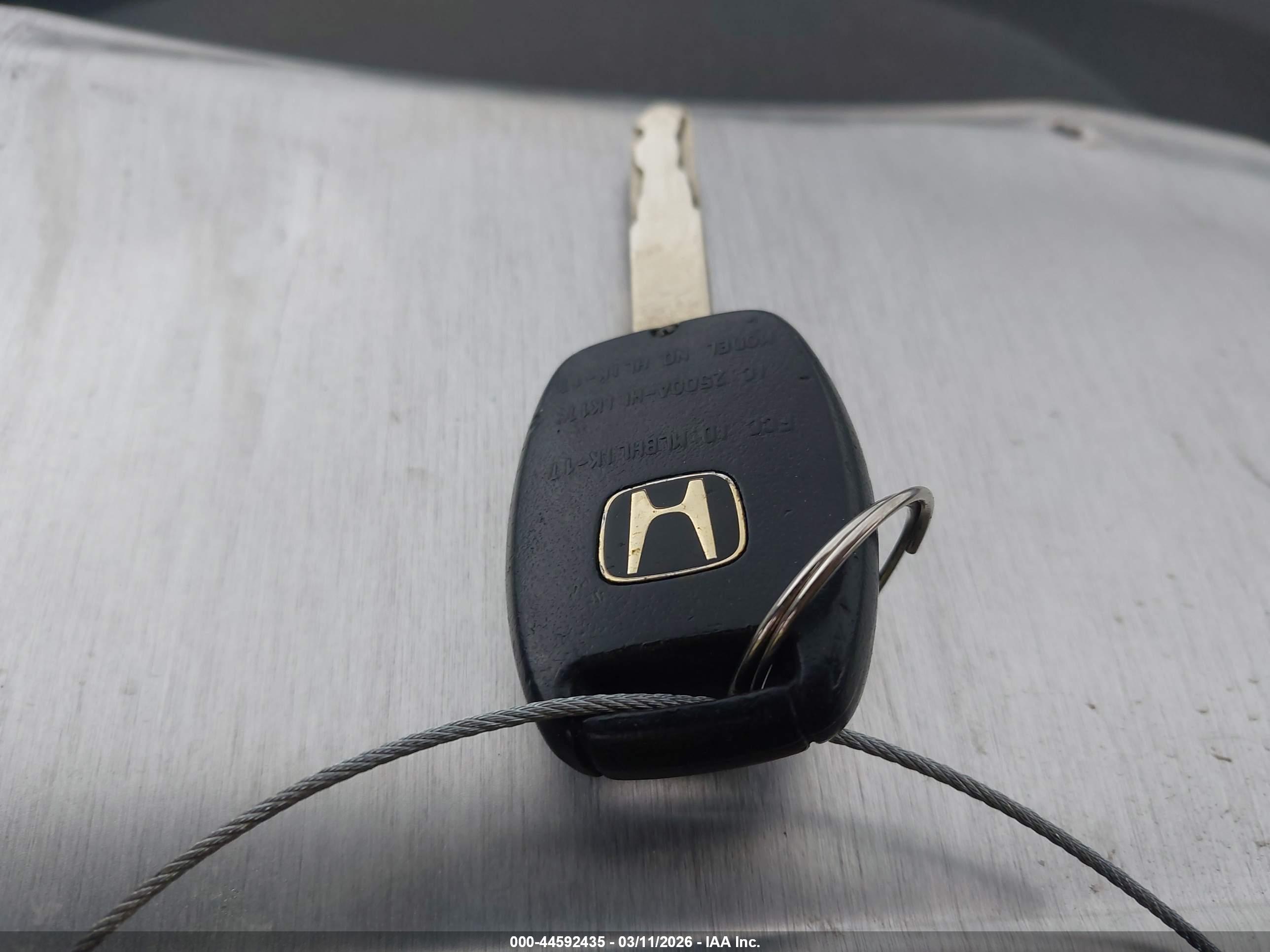 HONDA CR-V image 11