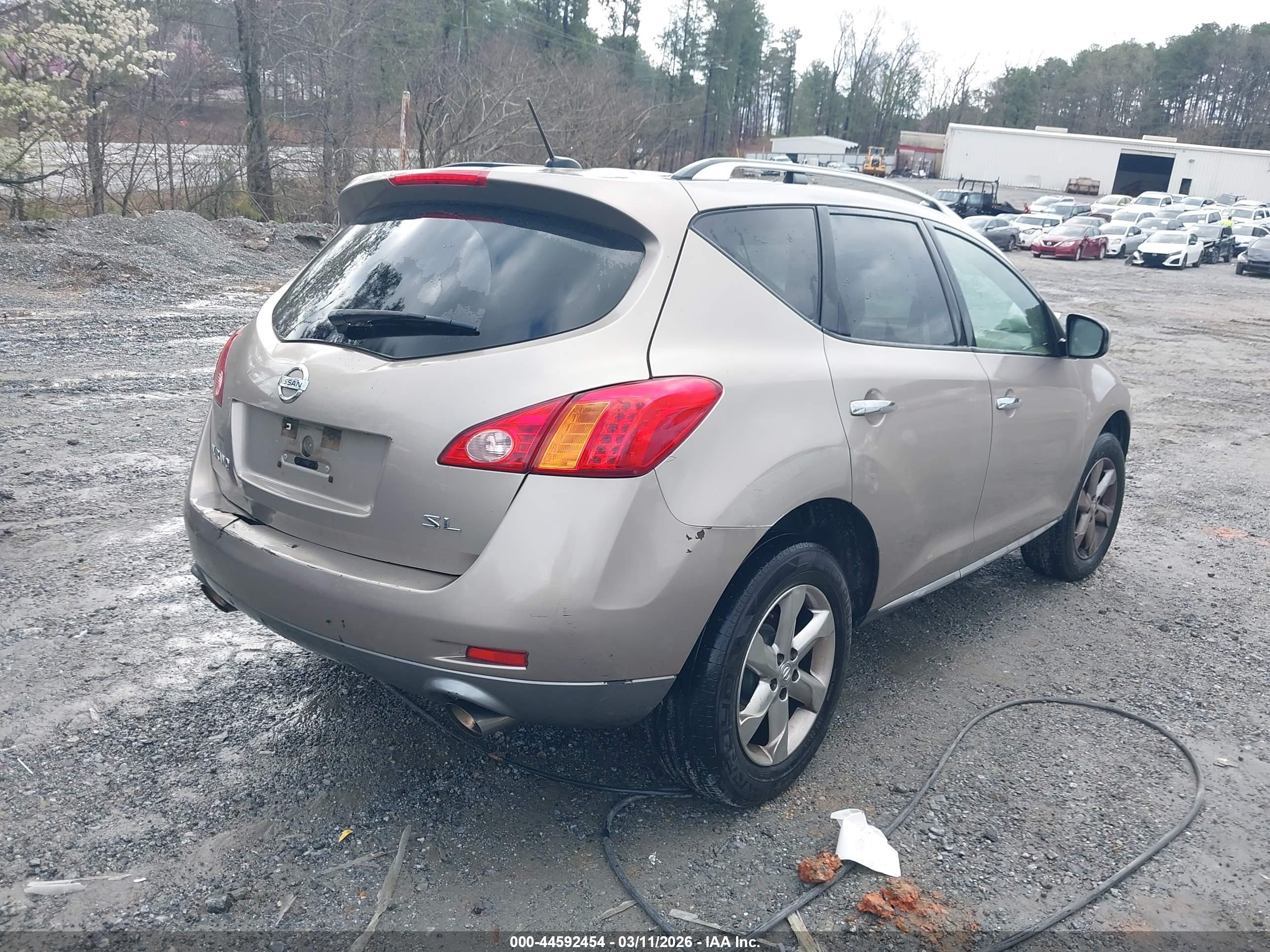 NISSAN MURANO image 4